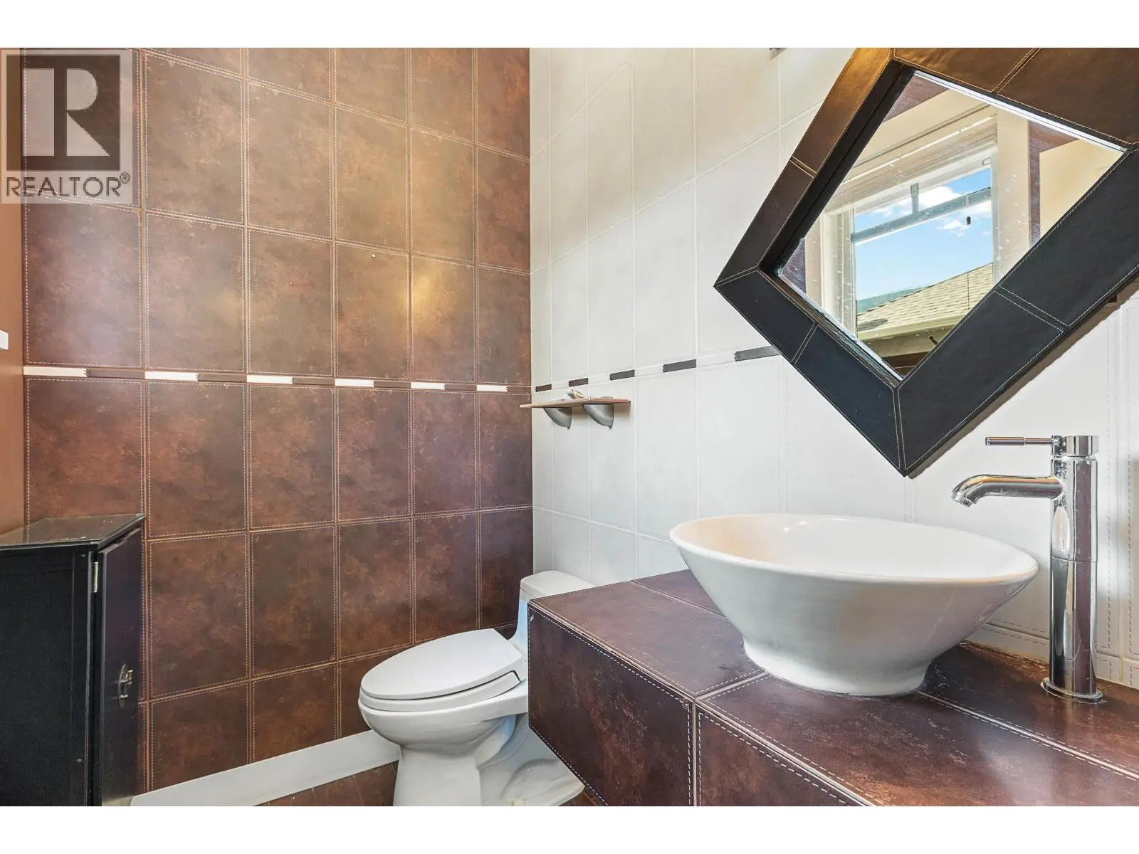 1033 Longacre Place. Vernon, British Columbia