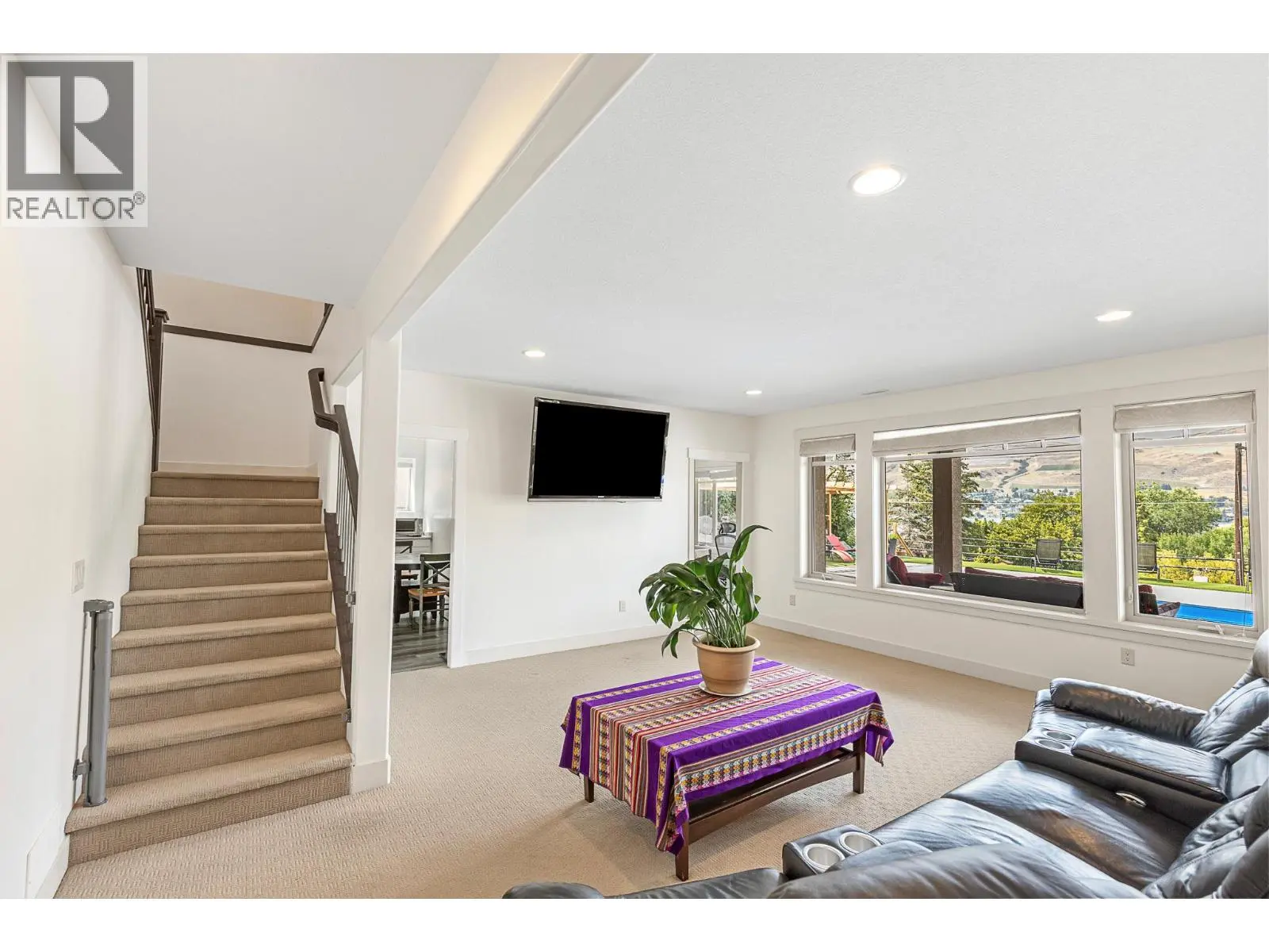 1033 Longacre Place. Vernon, British Columbia