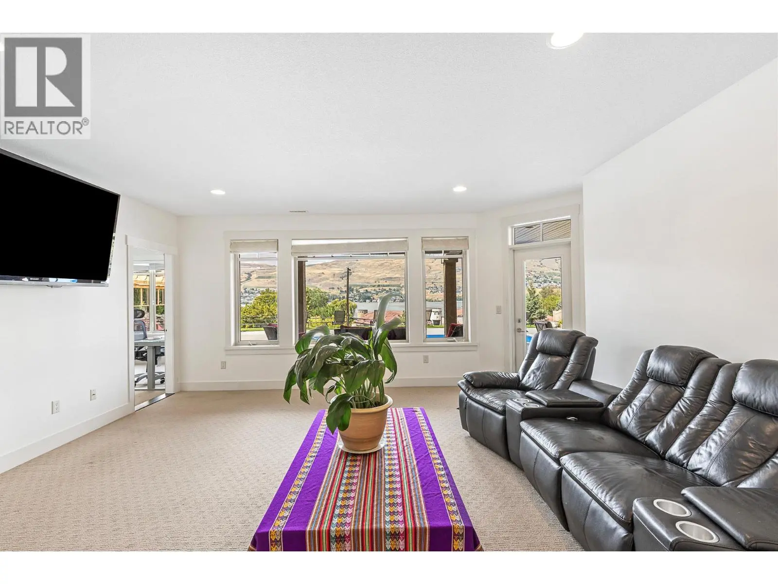 1033 Longacre Place. Vernon, British Columbia