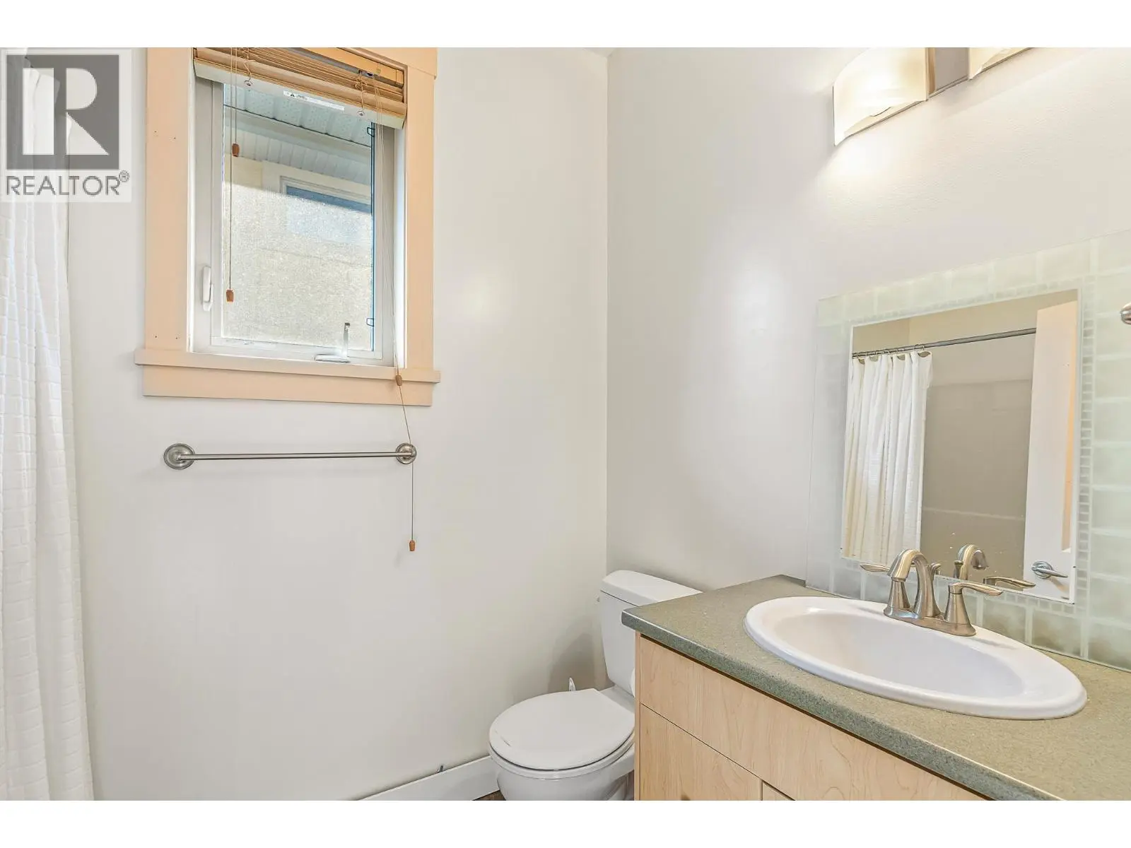 1033 Longacre Place. Vernon, British Columbia