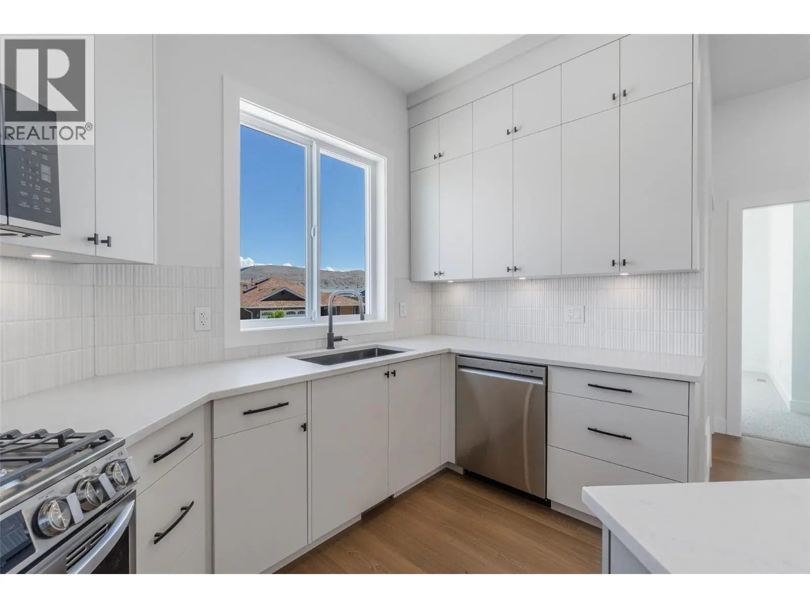 394 Chardonnay Avenue. Oliver, British Columbia