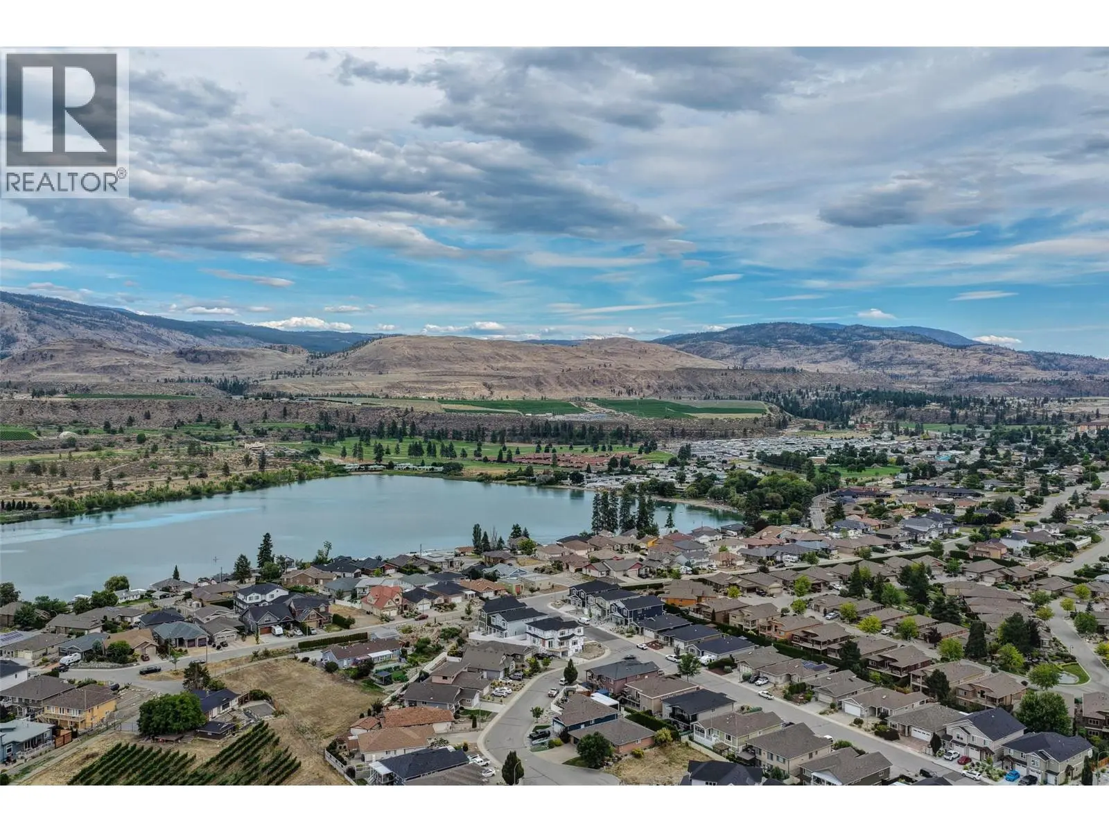 394 Chardonnay Avenue. Oliver, British Columbia