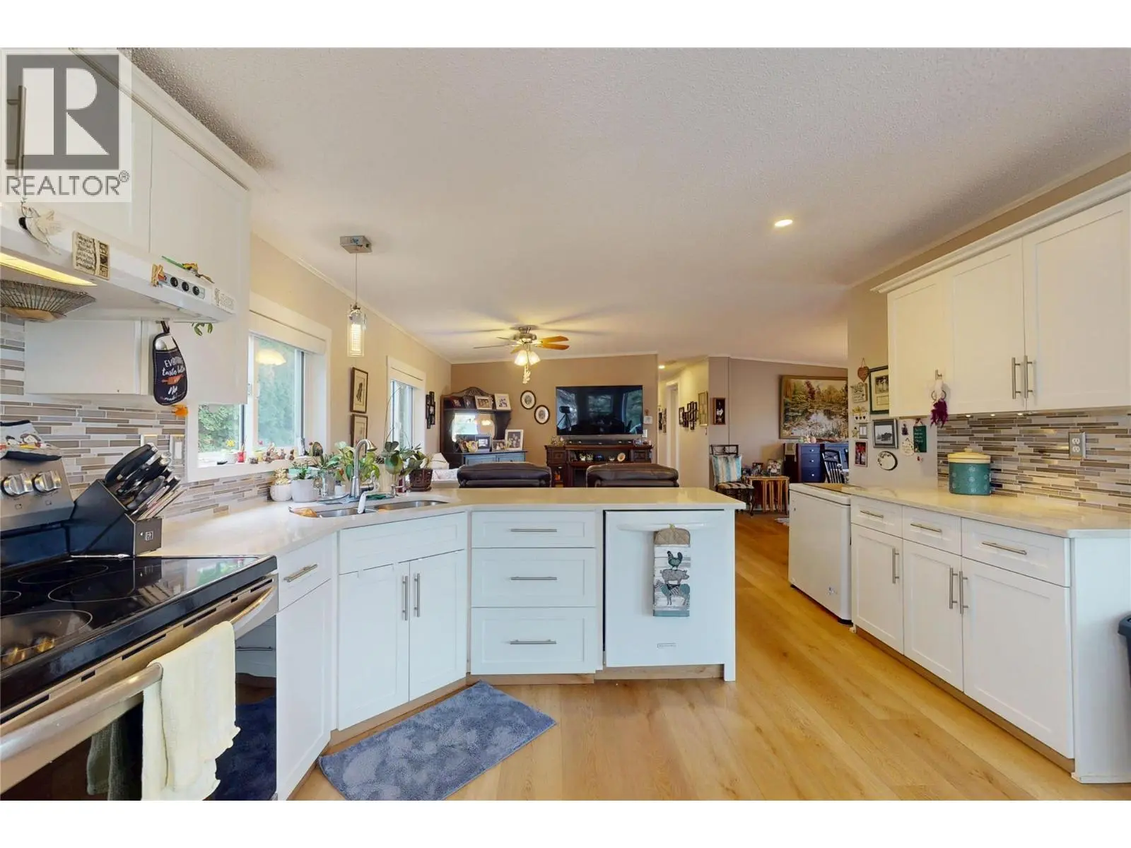 1750 Lenz Road Unit# 53. West Kelowna, British Columbia