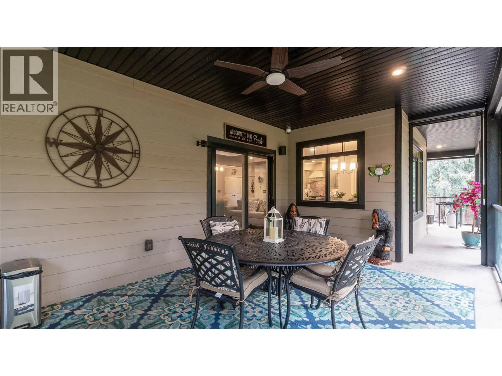 2762 Glenview Road. Blind Bay, British Columbia