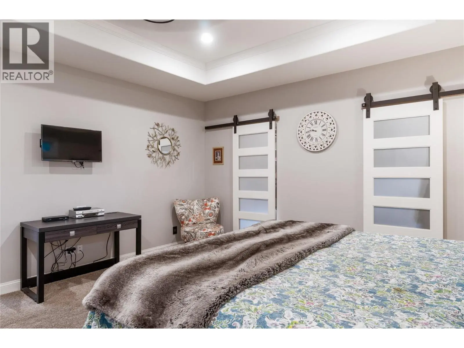 2762 Glenview Road. Blind Bay, British Columbia
