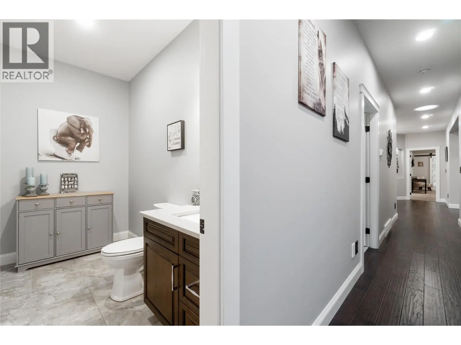 2762 Glenview Road. Blind Bay, British Columbia