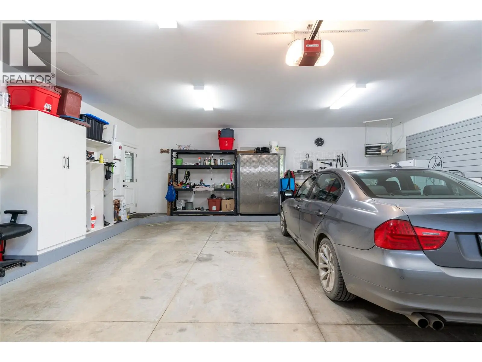 2762 Glenview Road. Blind Bay, British Columbia