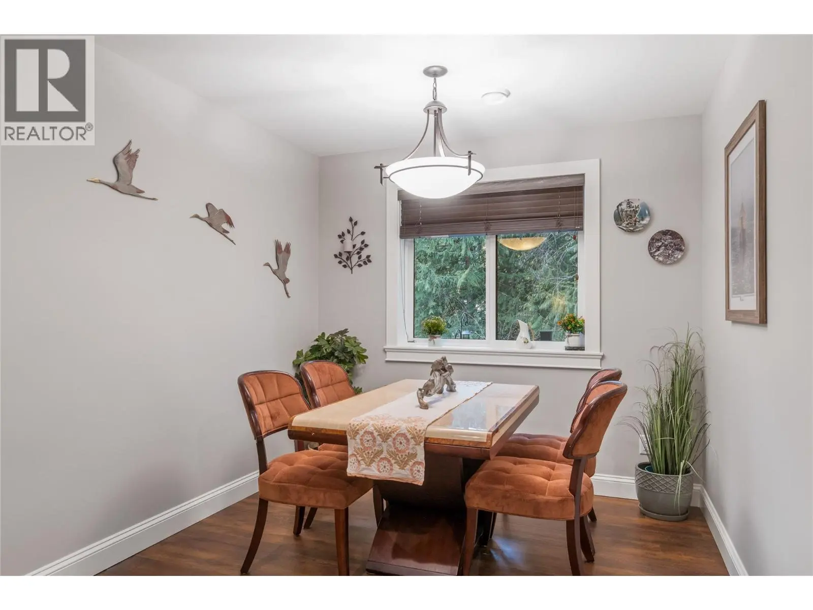 2762 Glenview Road. Blind Bay, British Columbia