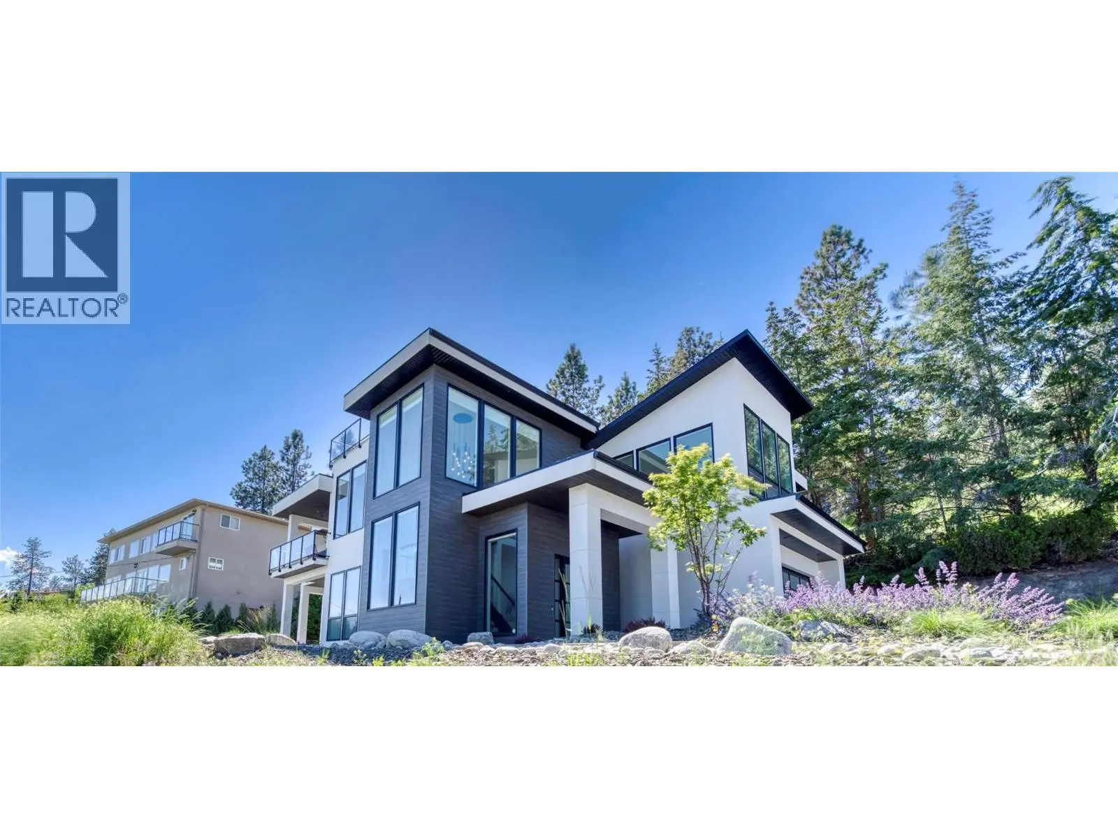2672 Lakeridge Road. West Kelowna, British Columbia