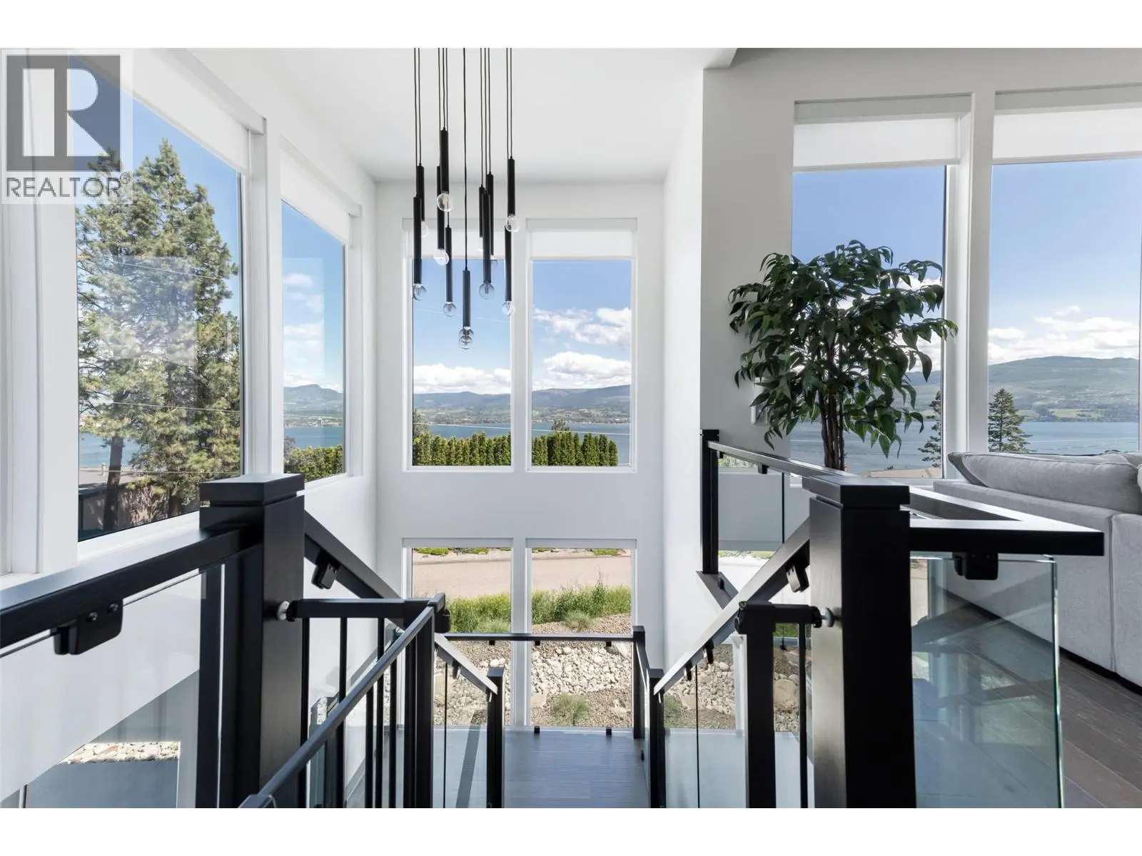 2672 Lakeridge Road. West Kelowna, British Columbia