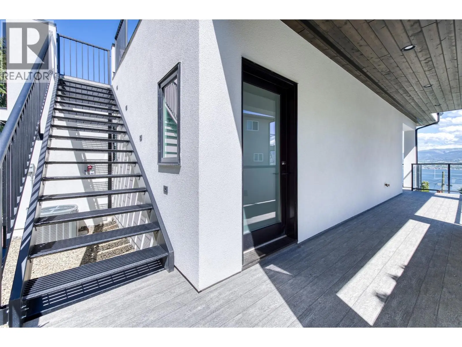 2672 Lakeridge Road. West Kelowna, British Columbia