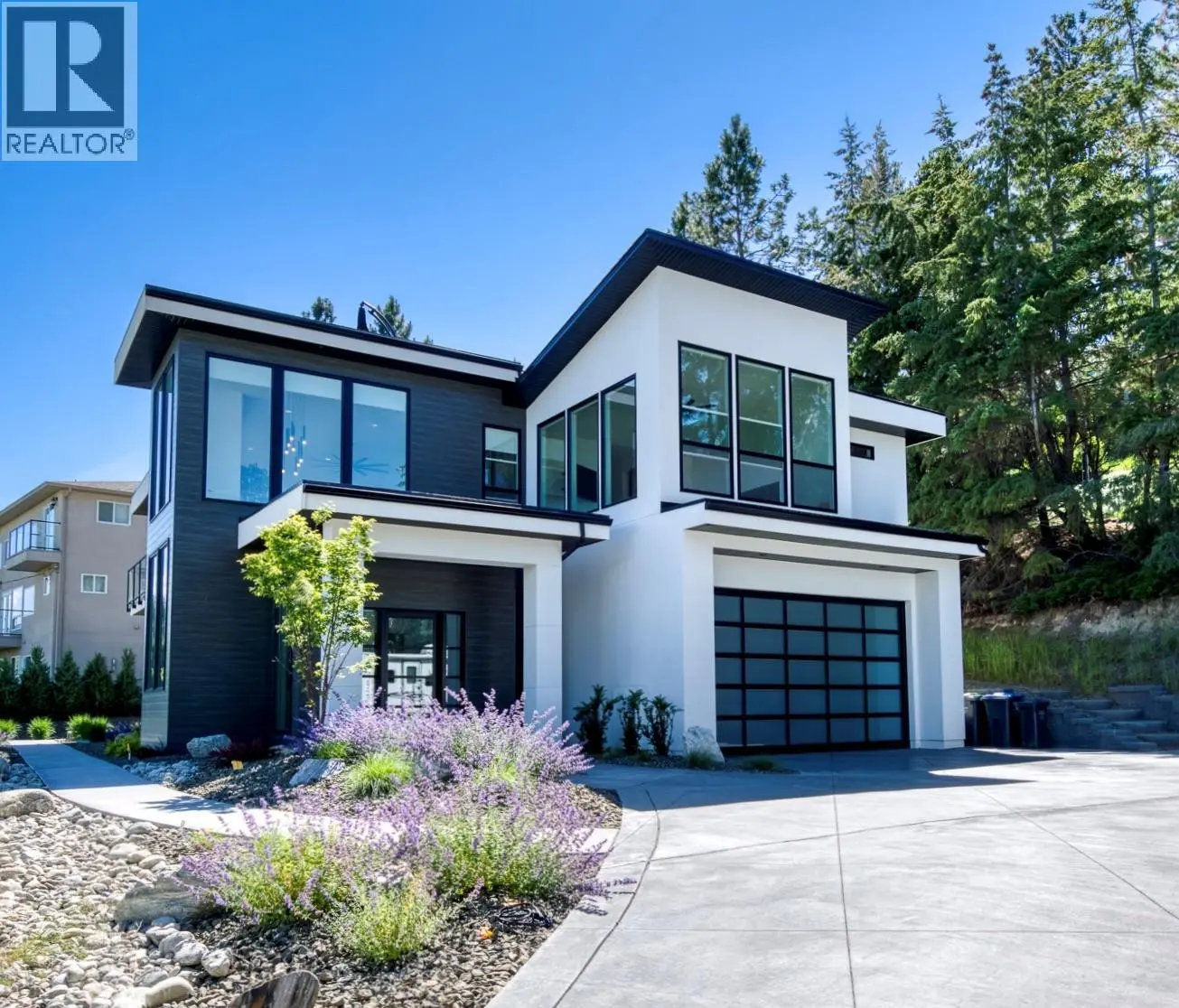 2672 Lakeridge Road. West Kelowna, British Columbia