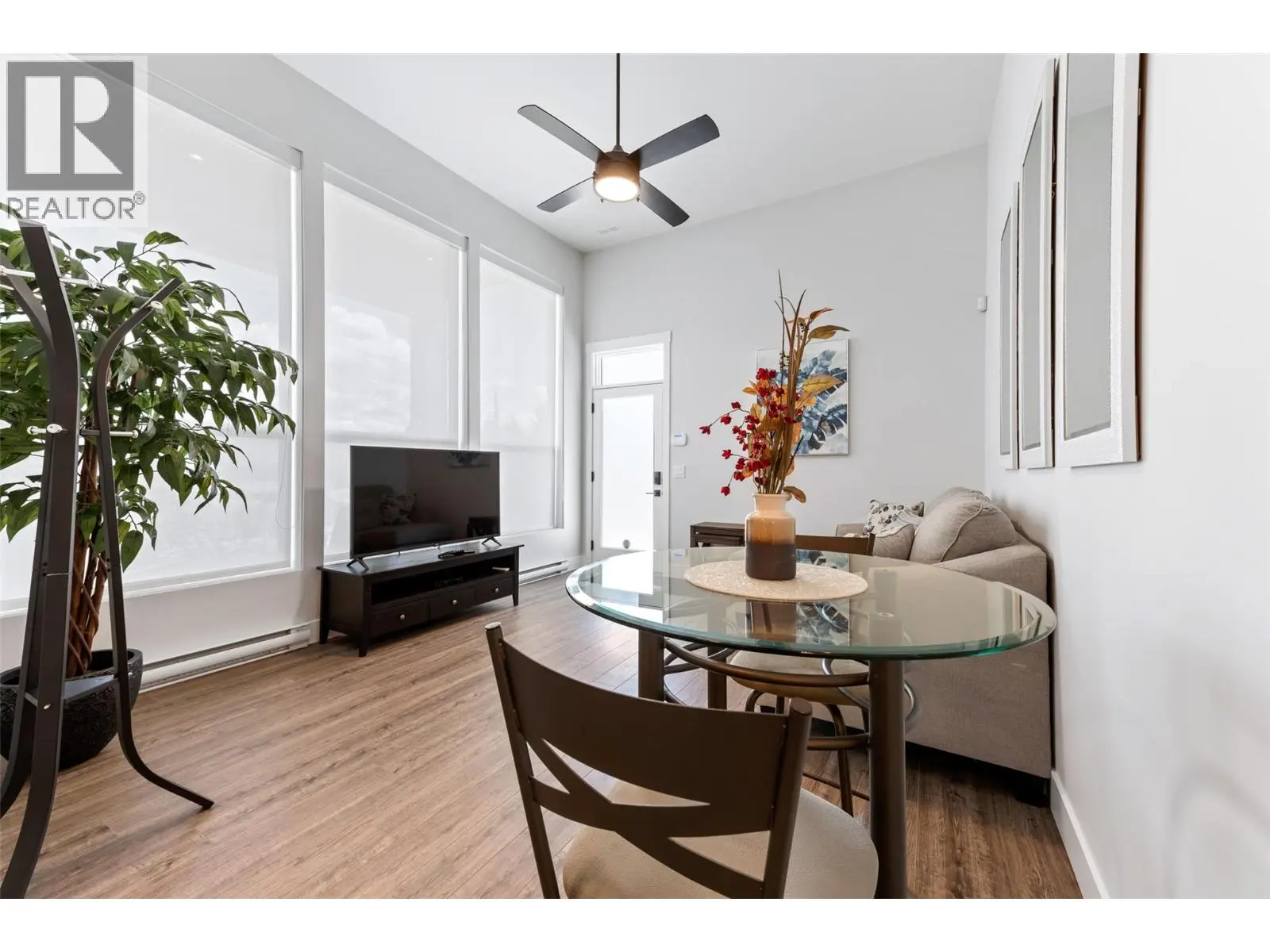 2672 Lakeridge Road. West Kelowna, British Columbia