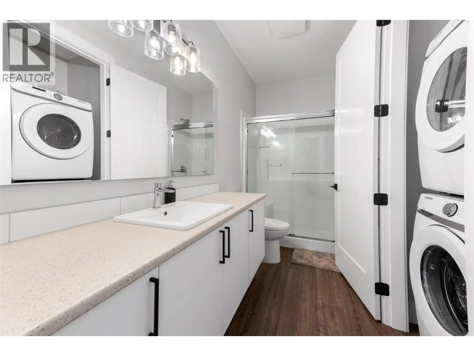 2672 Lakeridge Road. West Kelowna, British Columbia