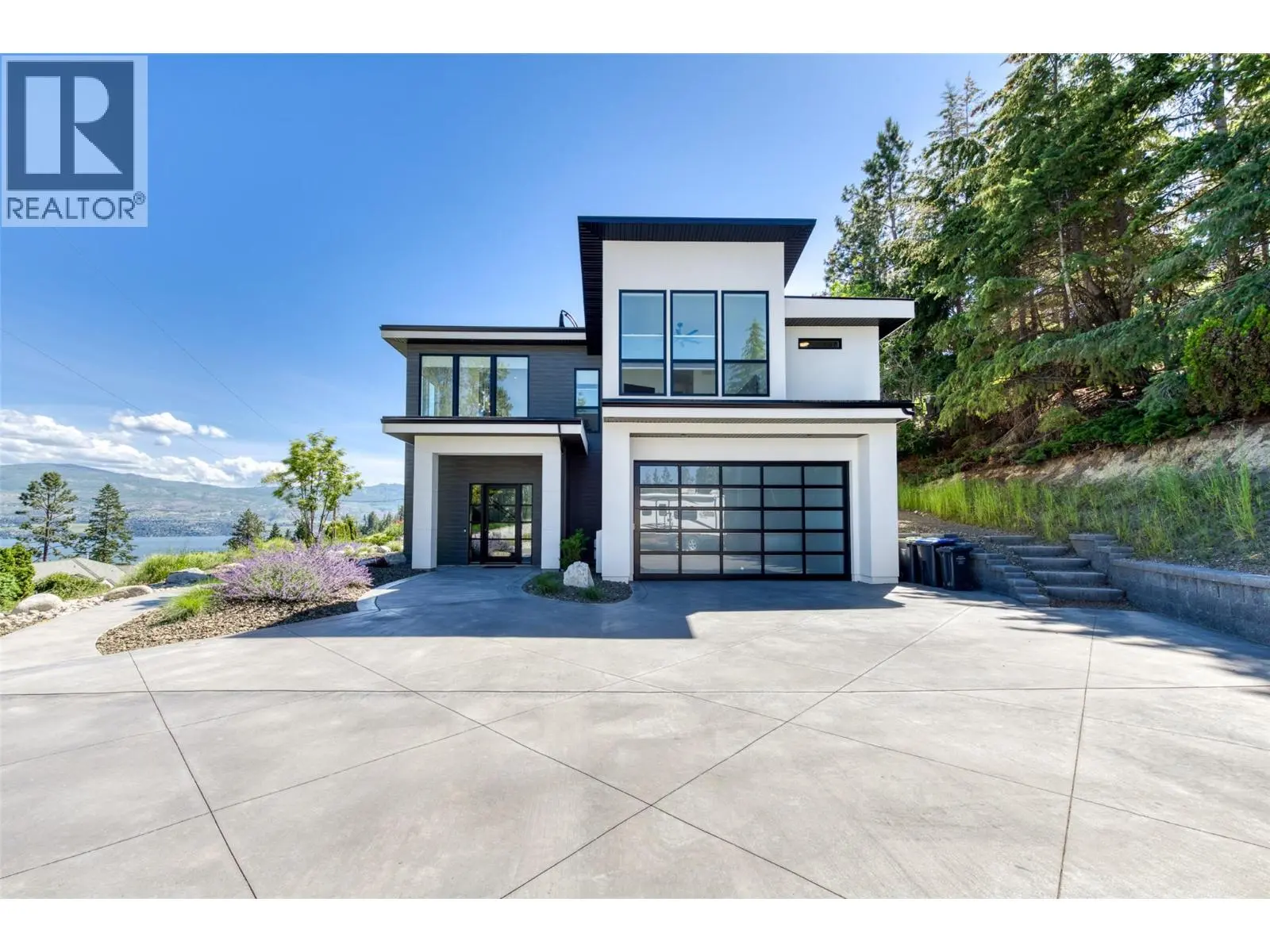 2672 Lakeridge Road. West Kelowna, British Columbia