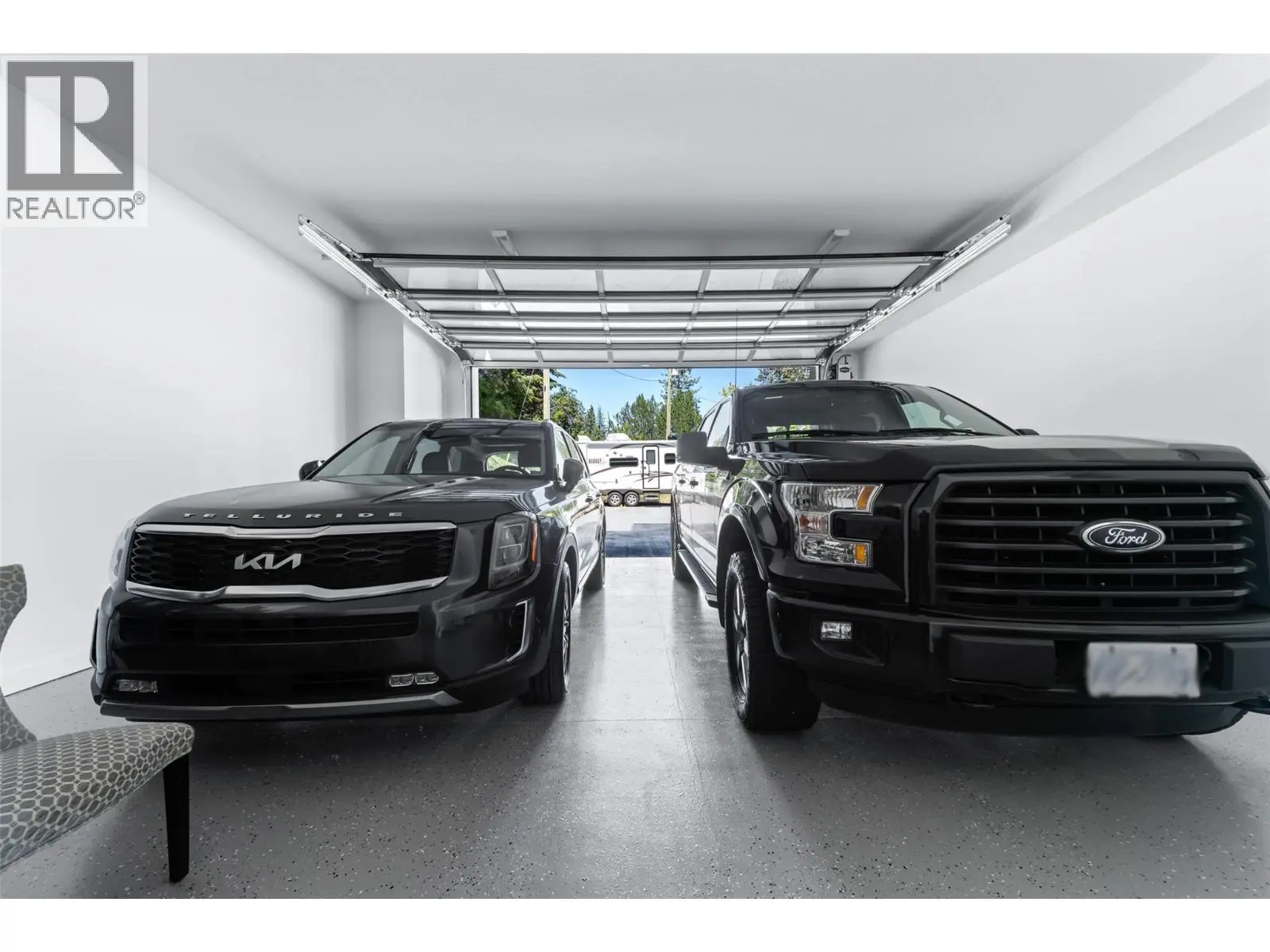 2672 Lakeridge Road. West Kelowna, British Columbia