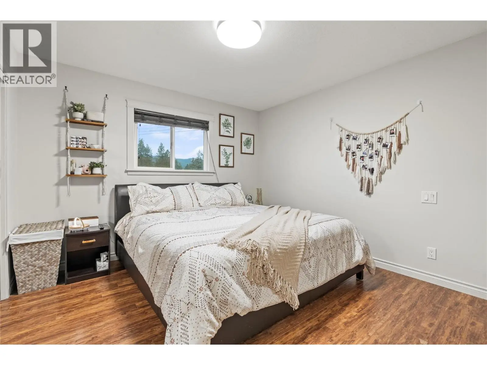 1718 Grandview Avenue. Lumby, British Columbia