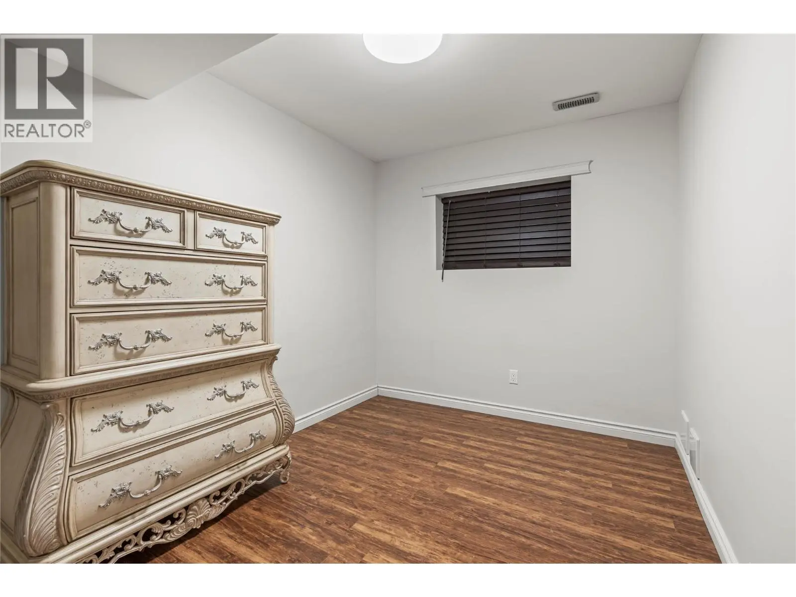 1718 Grandview Avenue. Lumby, British Columbia