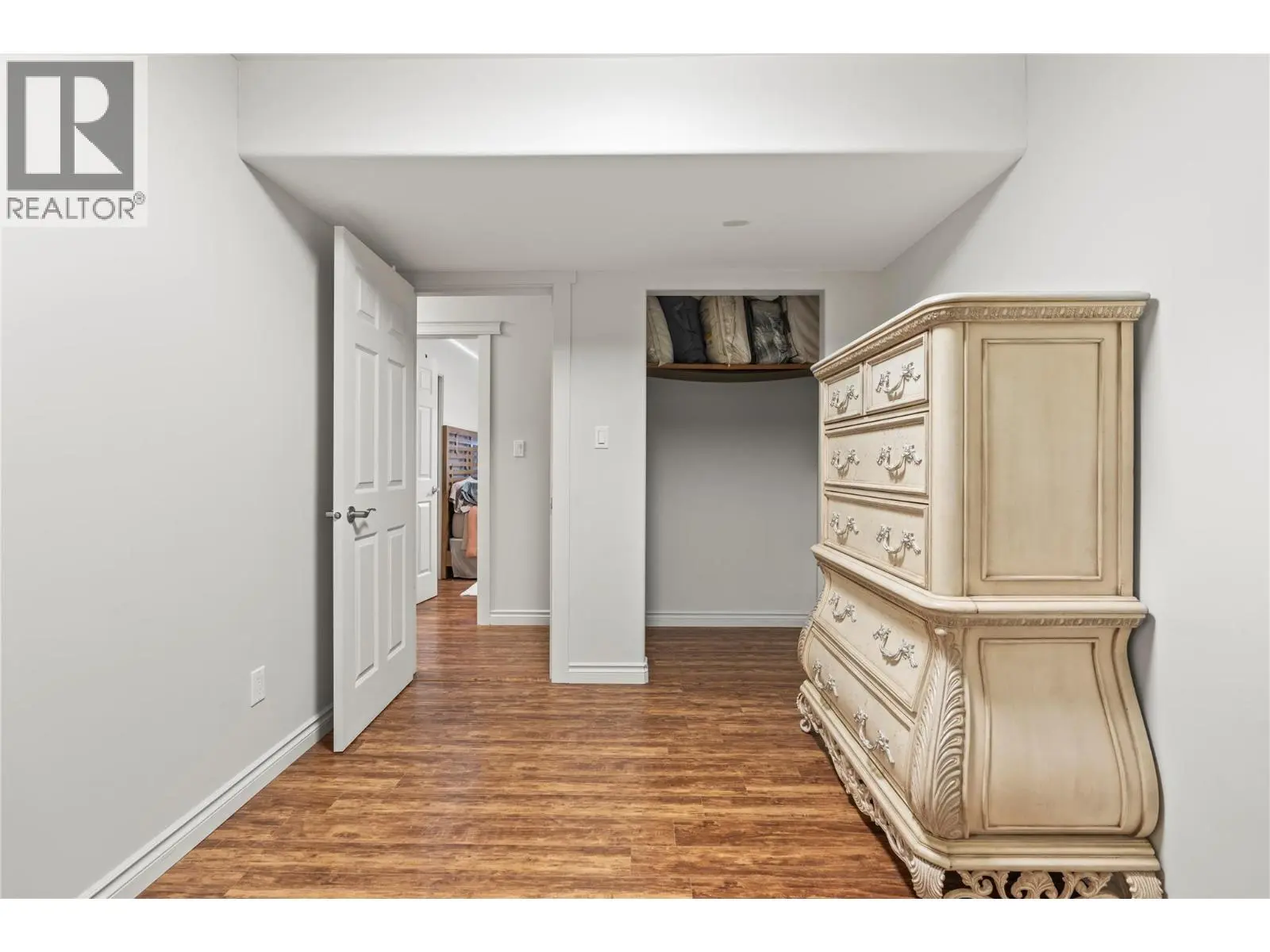 1718 Grandview Avenue. Lumby, British Columbia