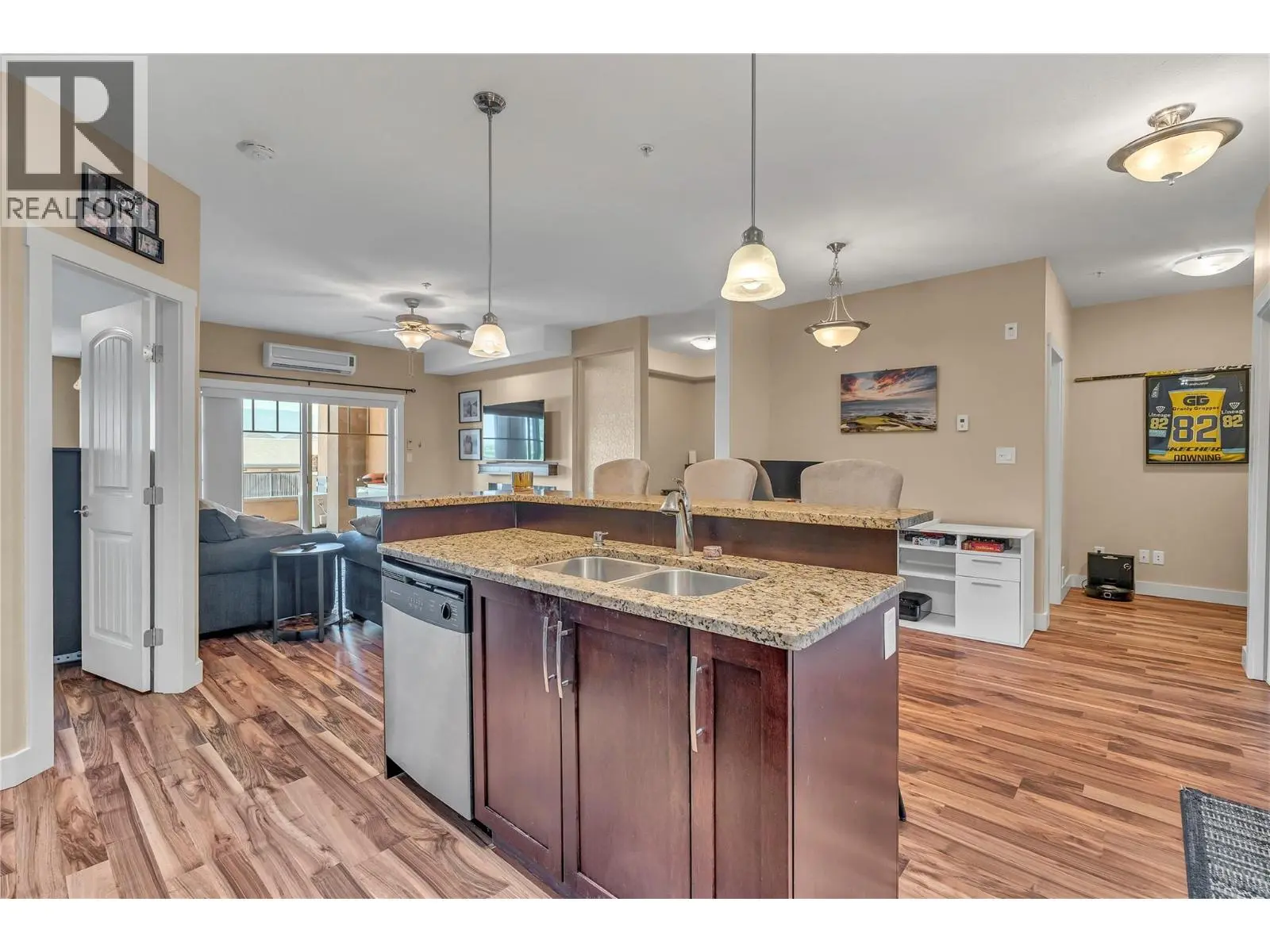 13615 Victoria Road N Unit# 206. Summerland, British Columbia