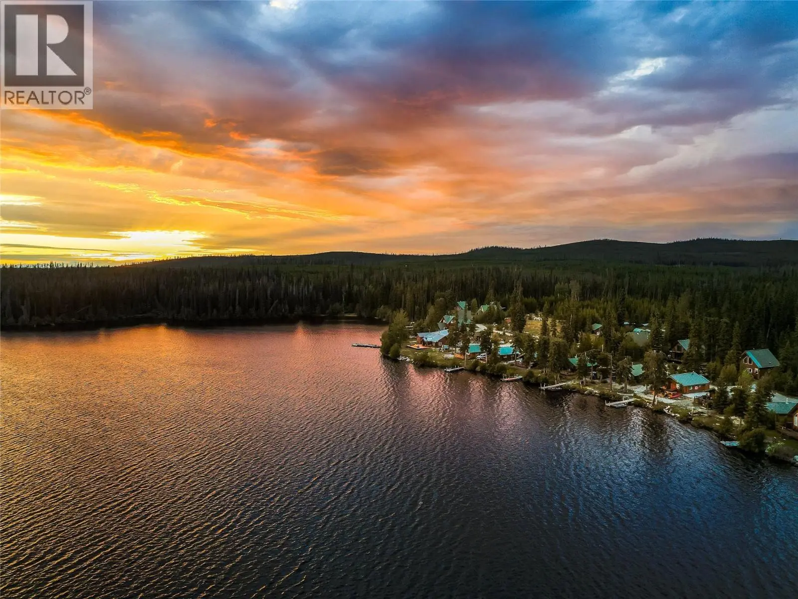 Cabin 10 Hatheume Lake Lodge. Peachland, British Columbia