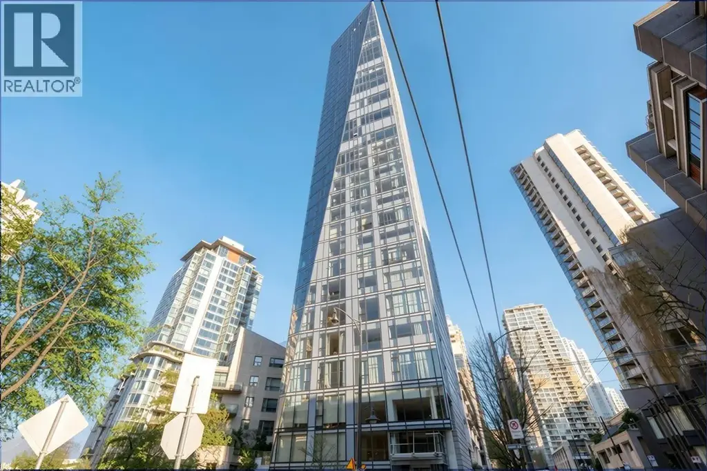 1202 1499 W Pender Street, Vancouver