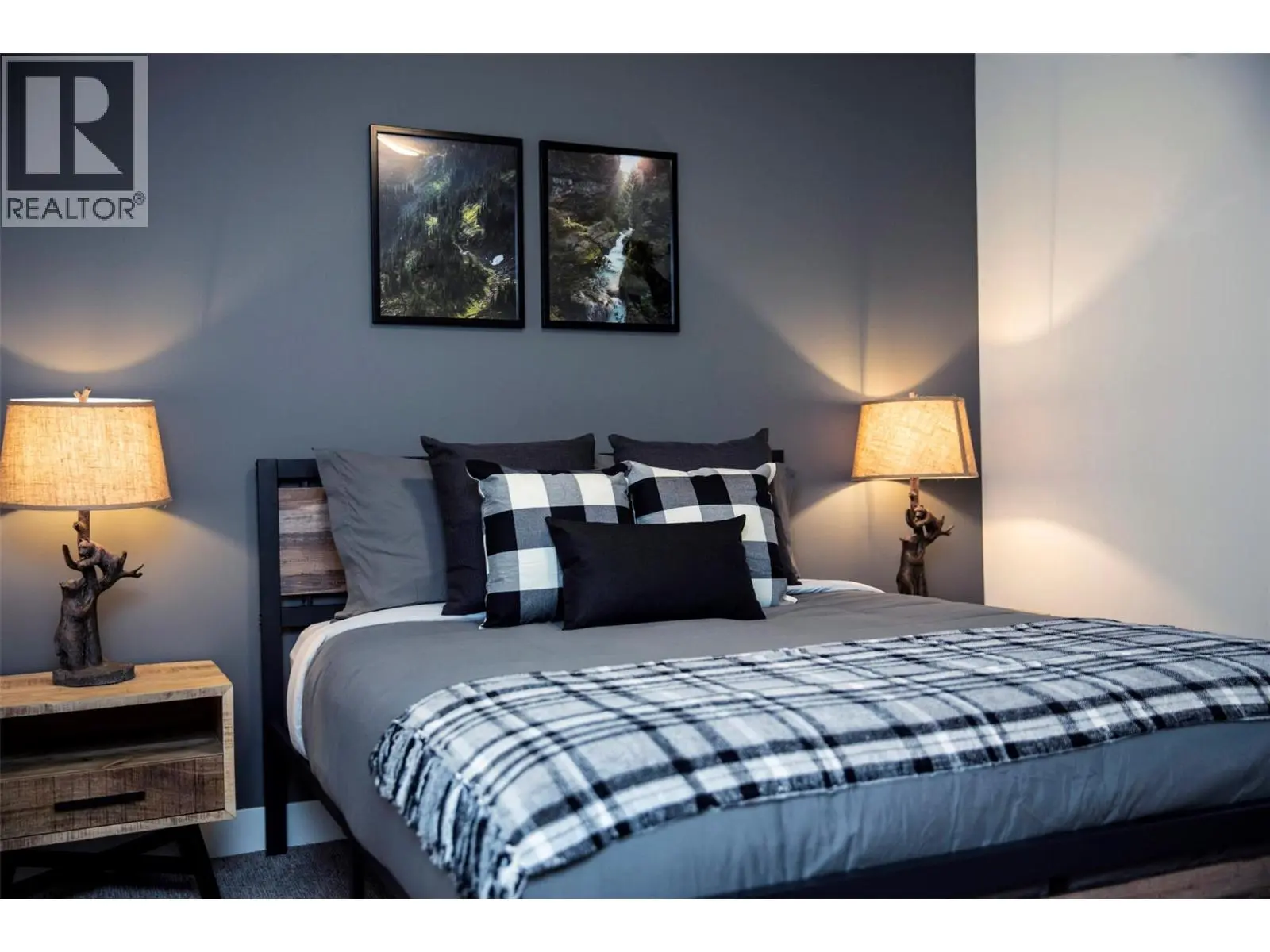 1901 Nels Nelson Crescent Unit# 5101. Revelstoke, British Columbia