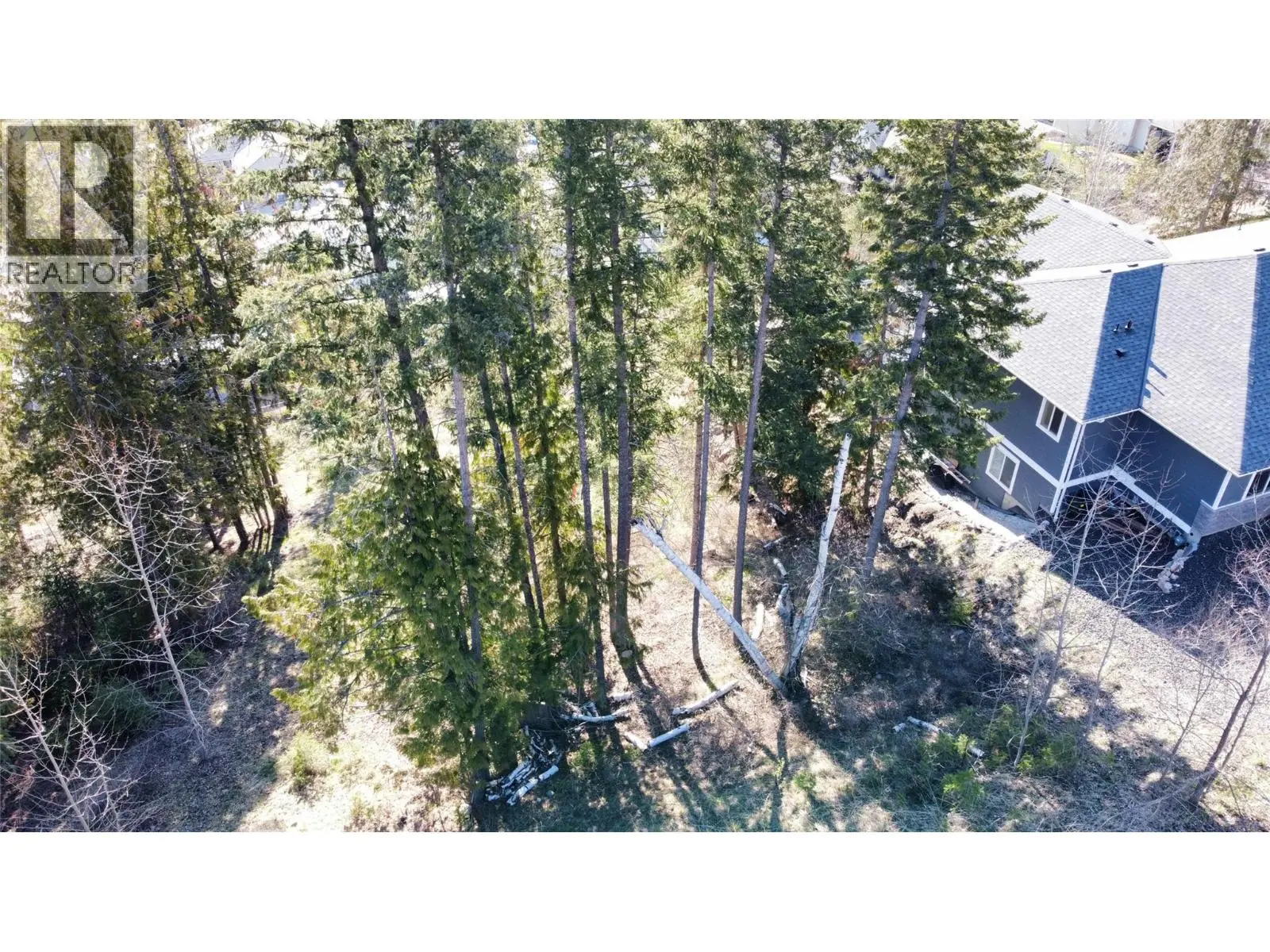 2541 Cedar Ridge Court. Lumby, British Columbia