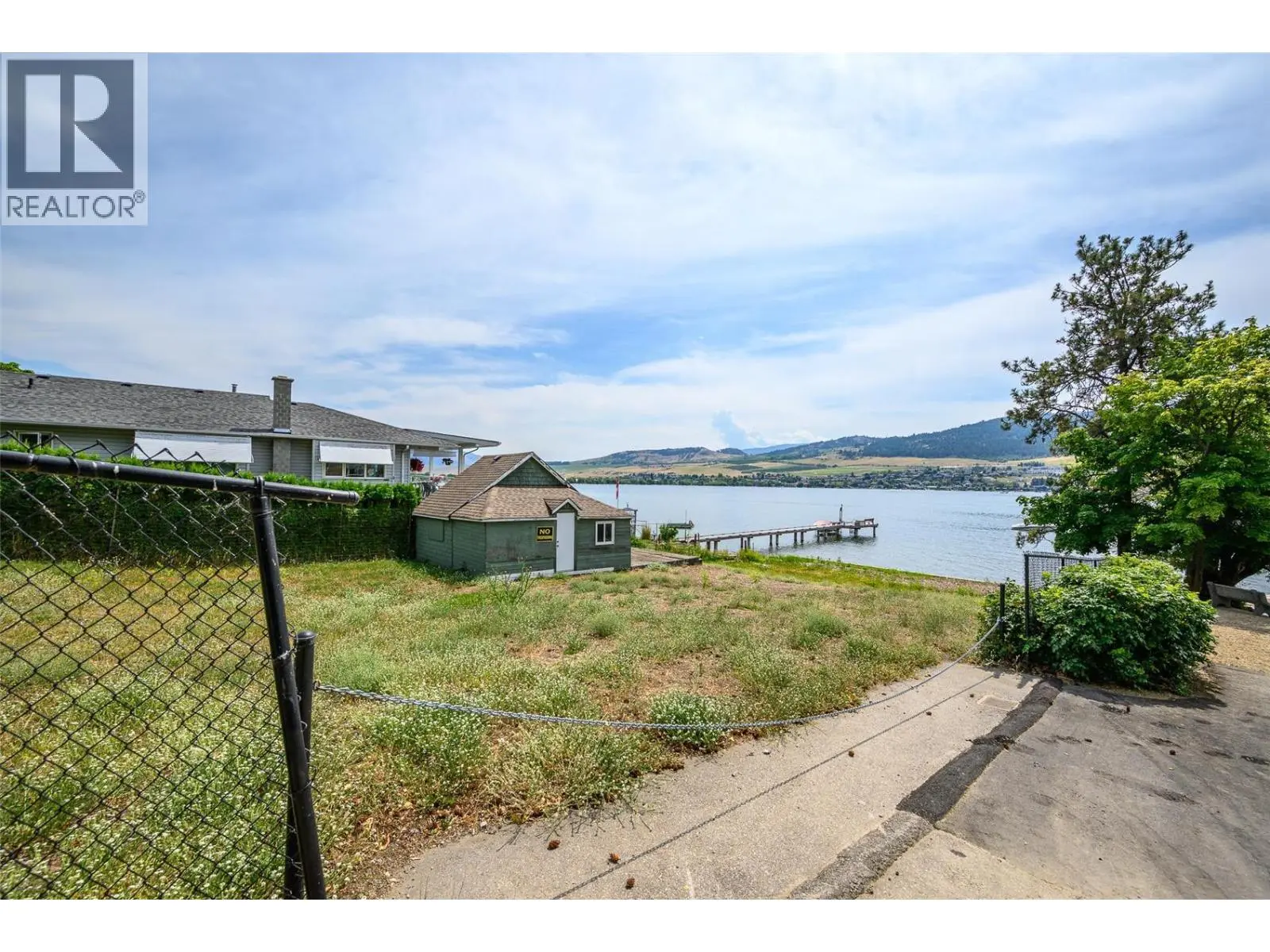 7501 Kennedy Lane. Vernon, British Columbia
