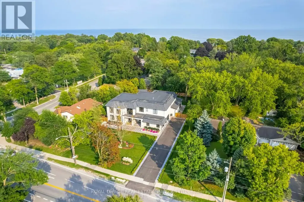 2014 Lakeshore Road W, Oakville (BR Bronte)