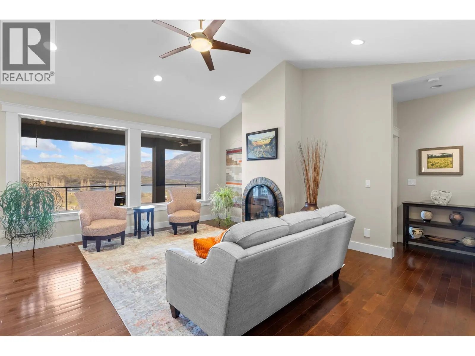 11909 La Costa Lane. Osoyoos, British Columbia