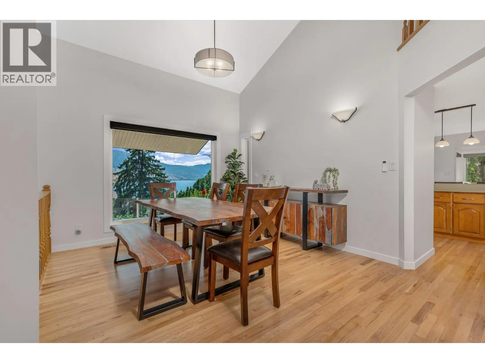7994 Tronson Road. Vernon, British Columbia