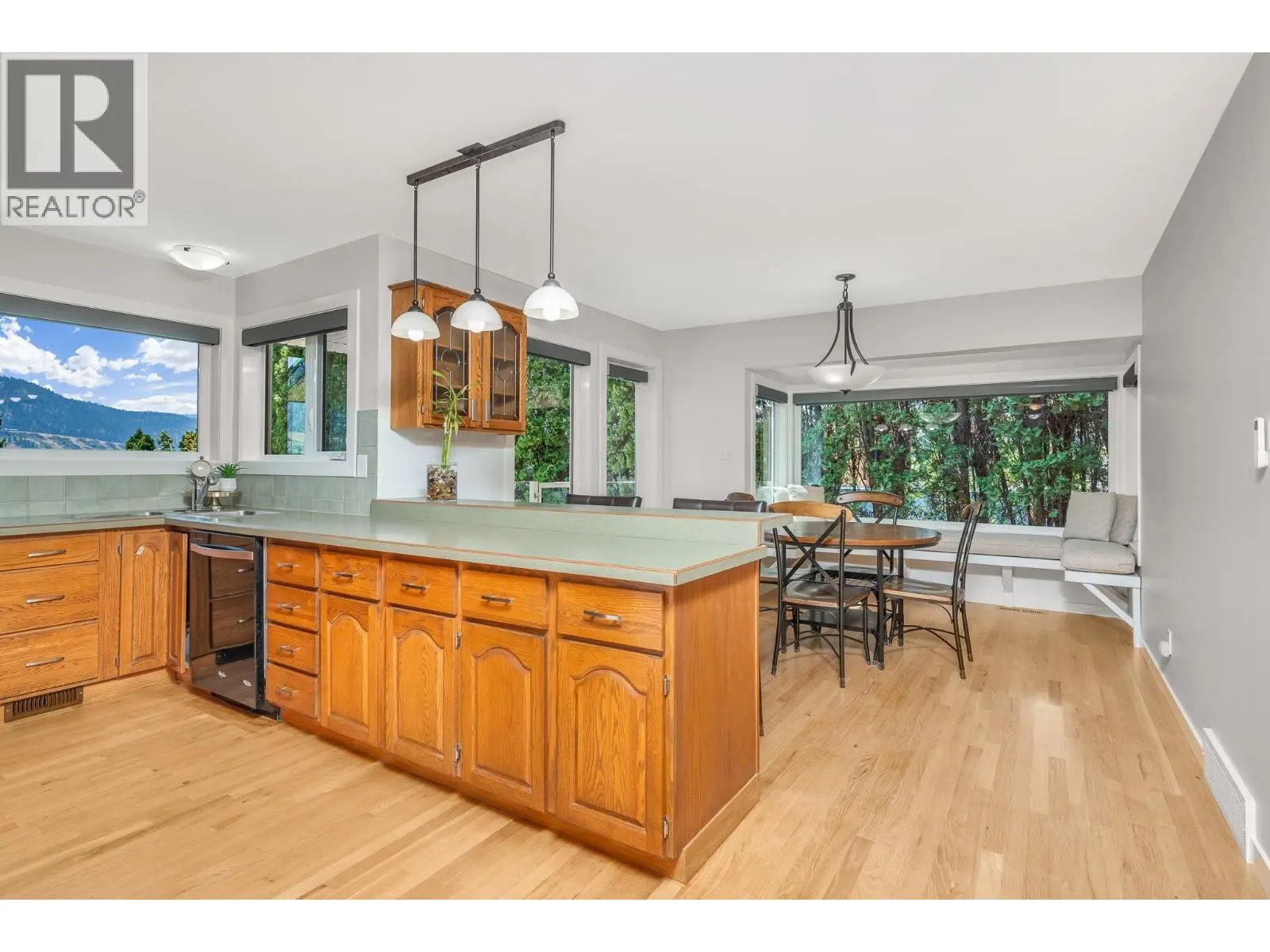 7994 Tronson Road. Vernon, British Columbia