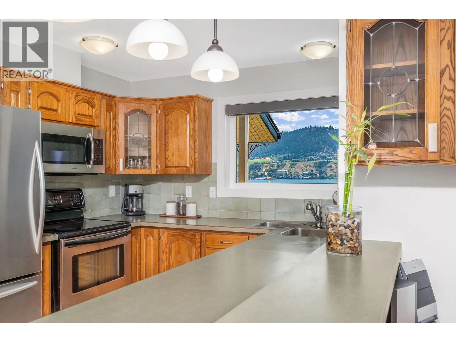 7994 Tronson Road. Vernon, British Columbia
