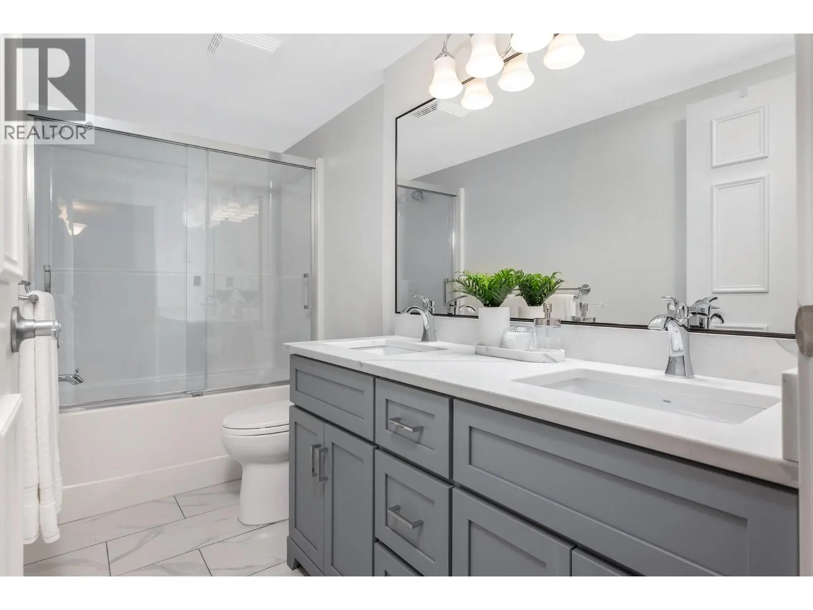 7994 Tronson Road. Vernon, British Columbia