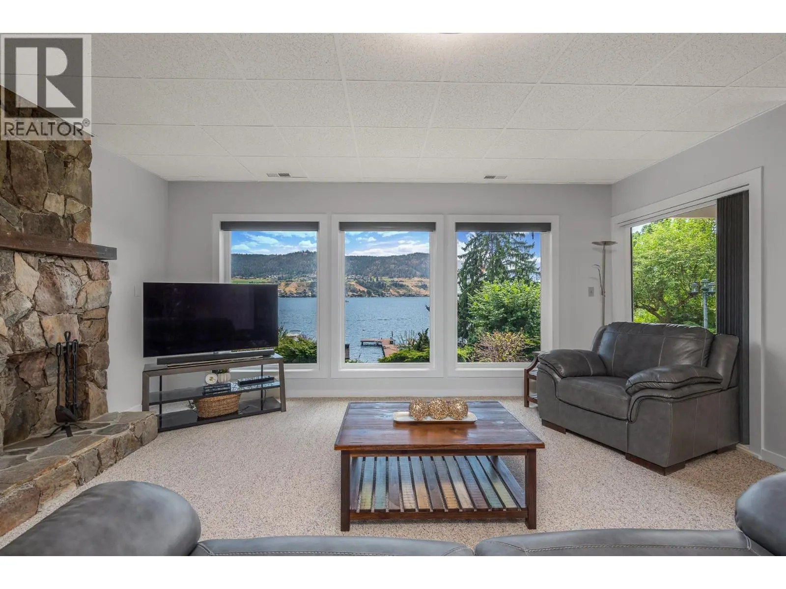 7994 Tronson Road. Vernon, British Columbia