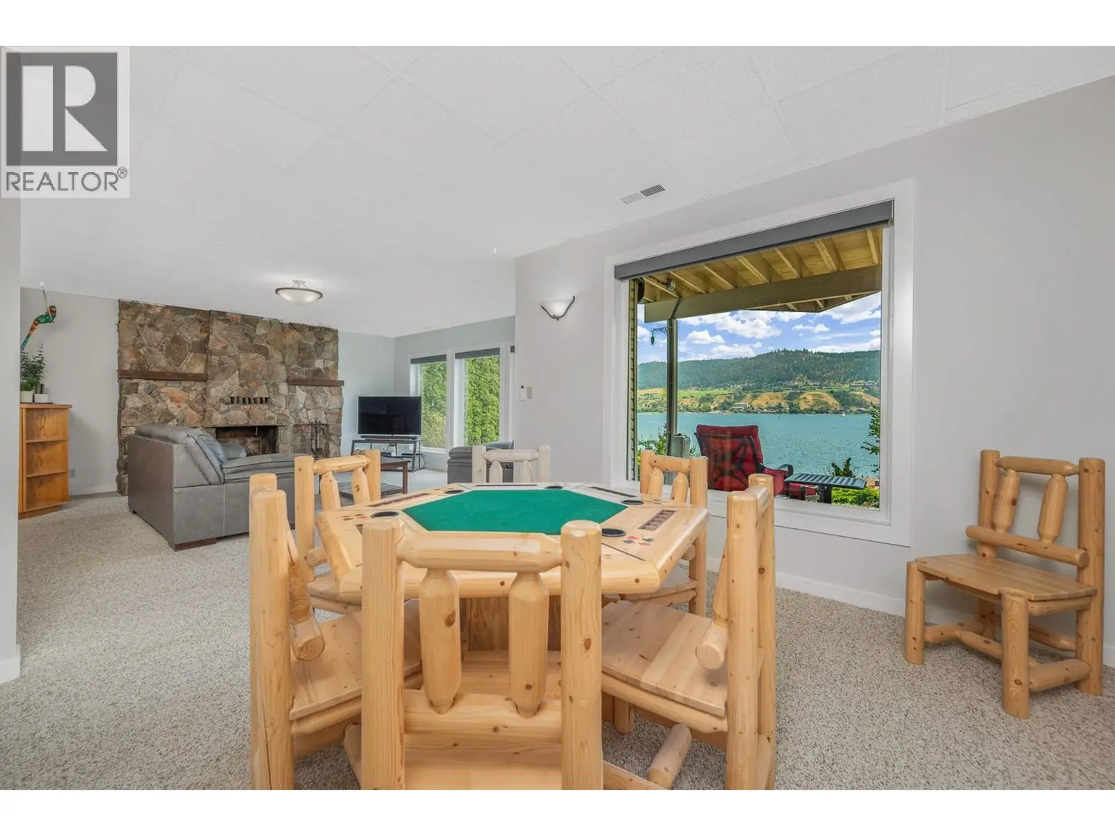 7994 Tronson Road. Vernon, British Columbia