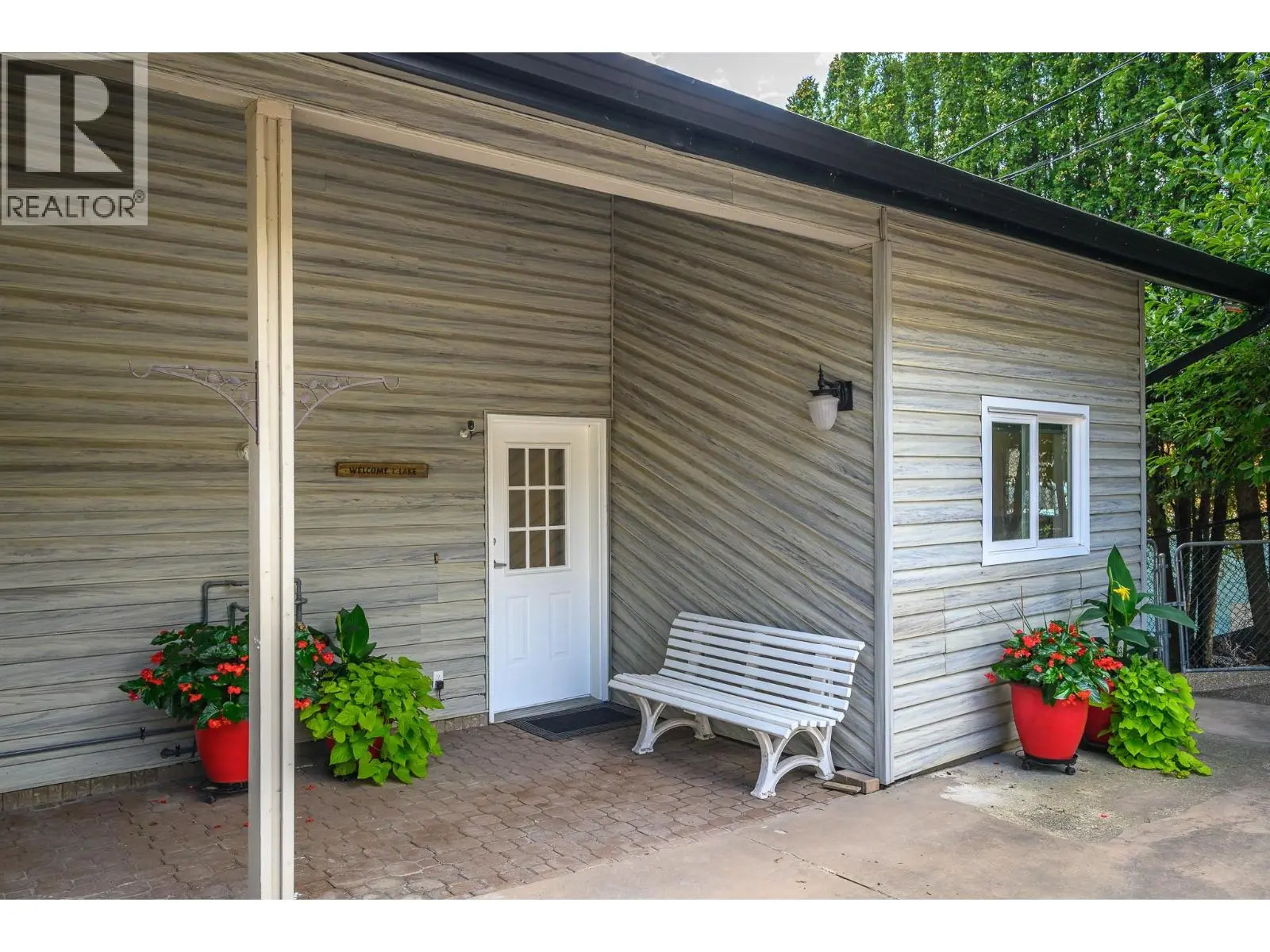 7994 Tronson Road. Vernon, British Columbia