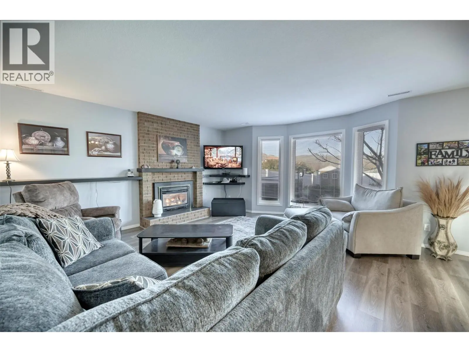 11913 Quail Ridge Place. Osoyoos, British Columbia