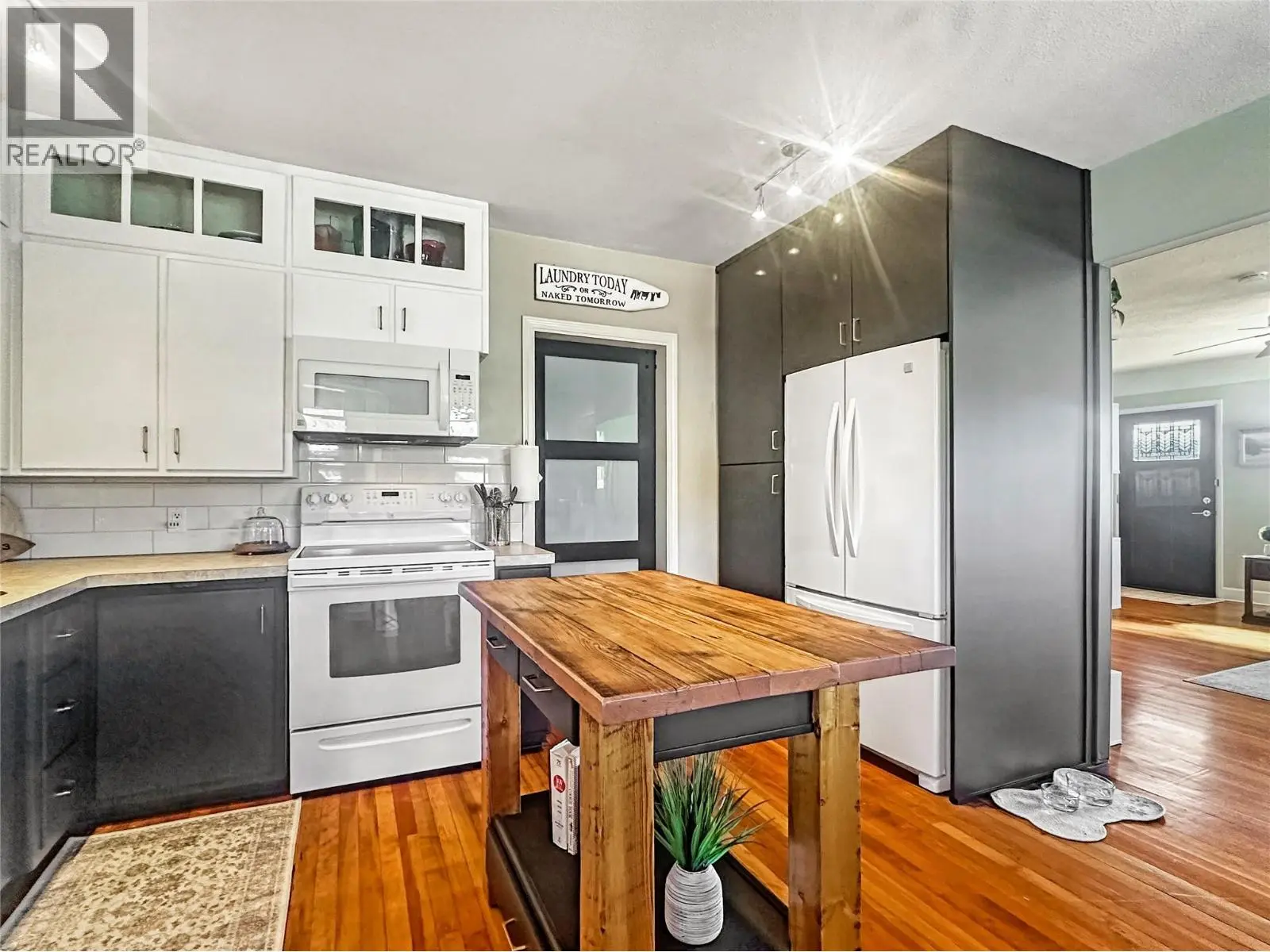 8704 72nd Avenue. Osoyoos, British Columbia