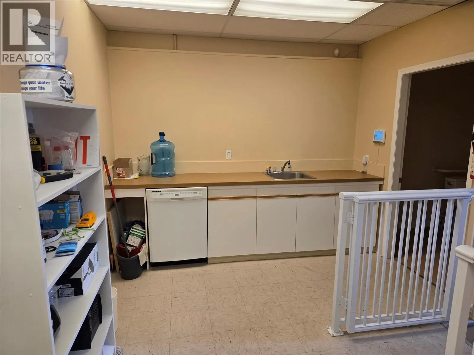 6239 Main Street. Oliver, British Columbia