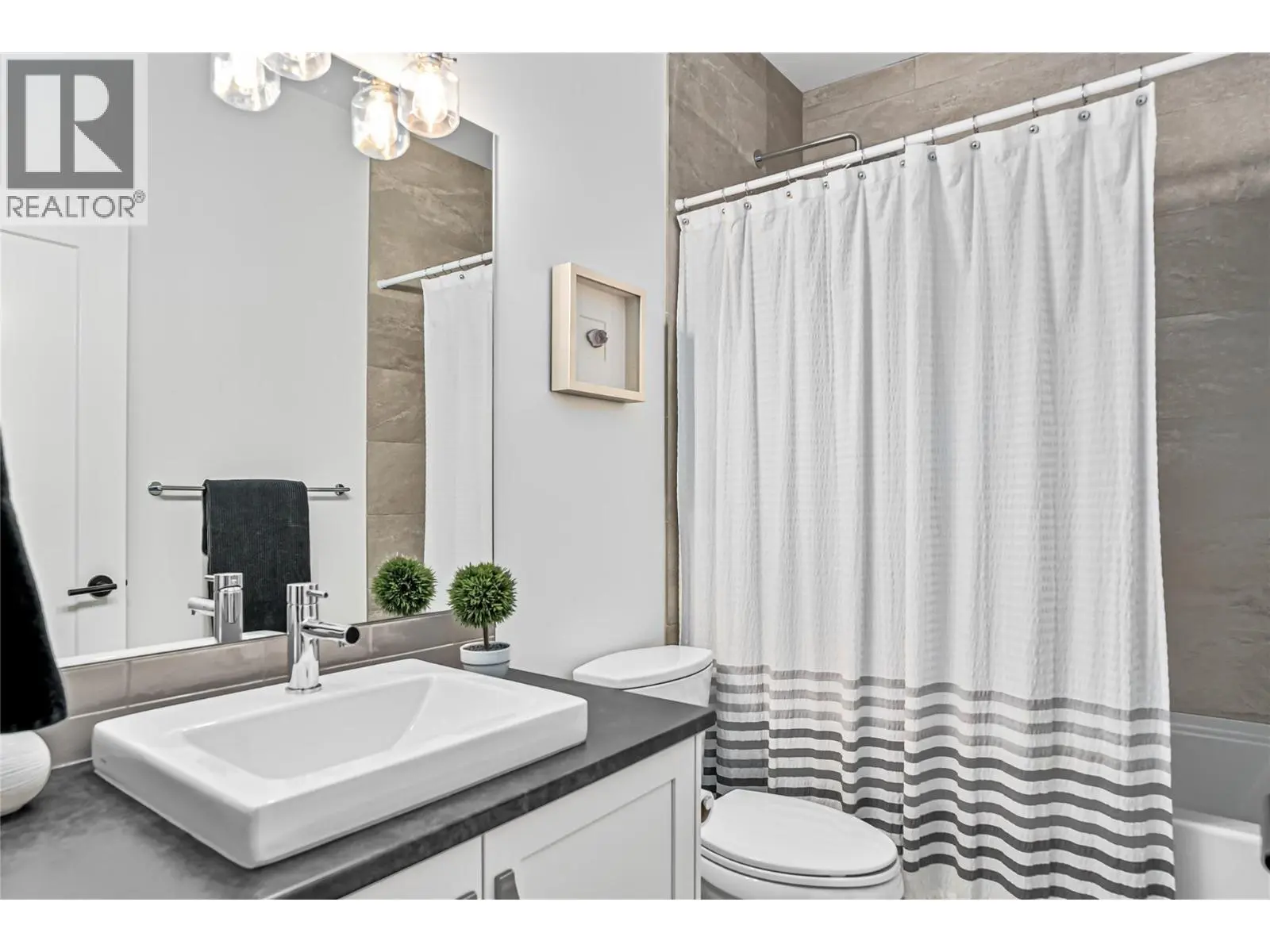 209 Ashcroft Place. Vernon, British Columbia