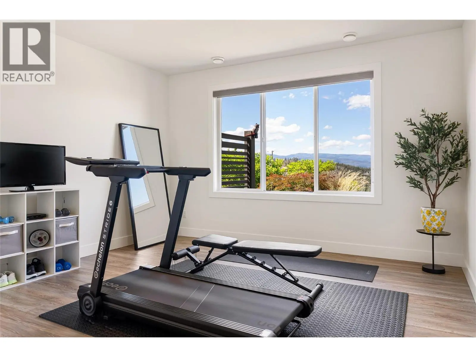 209 Ashcroft Place. Vernon, British Columbia