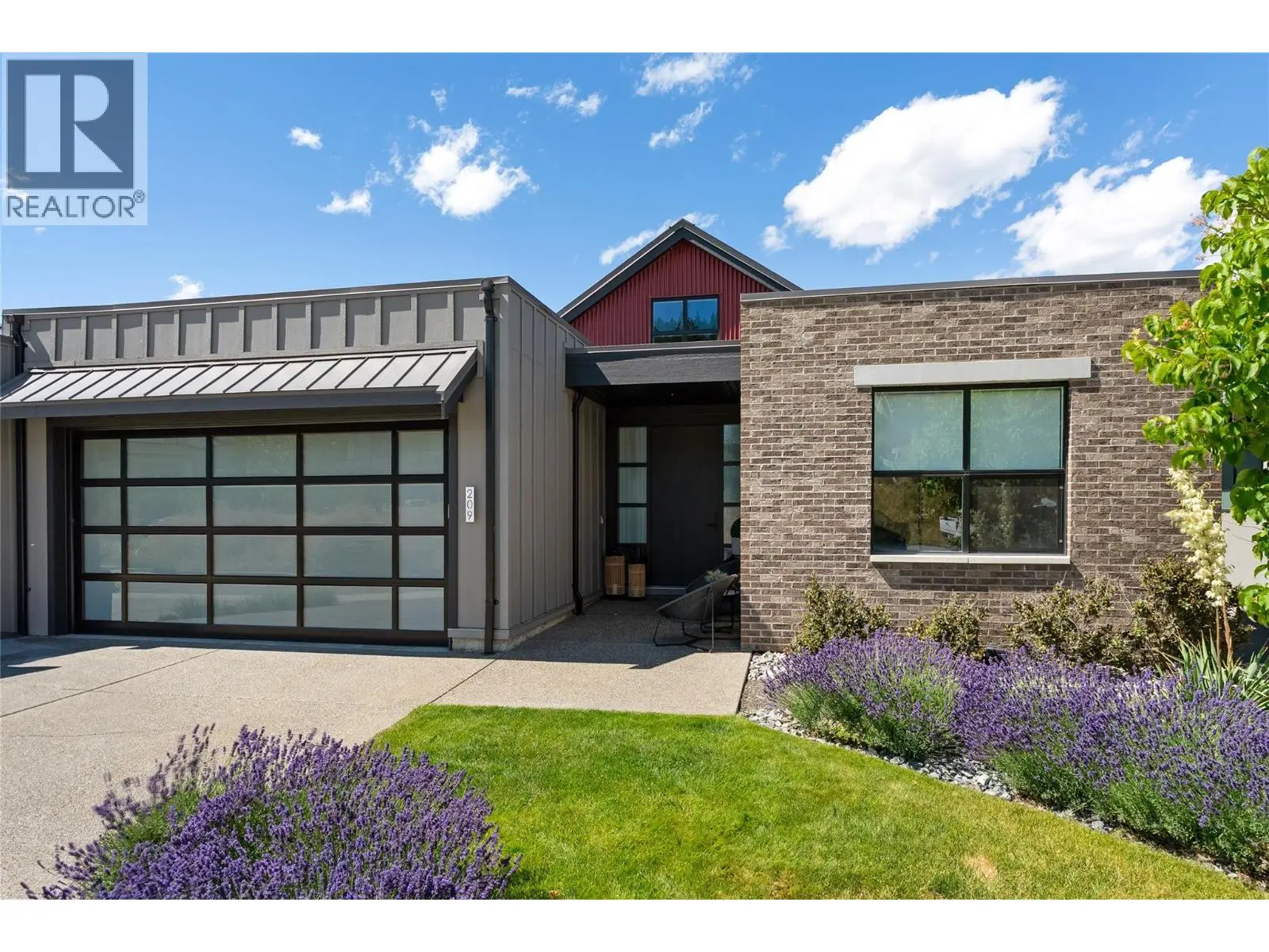 209 Ashcroft Place. Vernon, British Columbia
