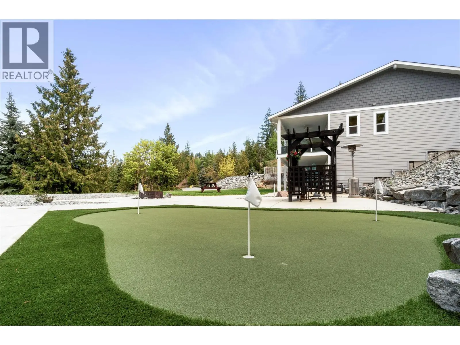 2030 Canoe Beach Drive Ne. Salmon Arm, British Columbia