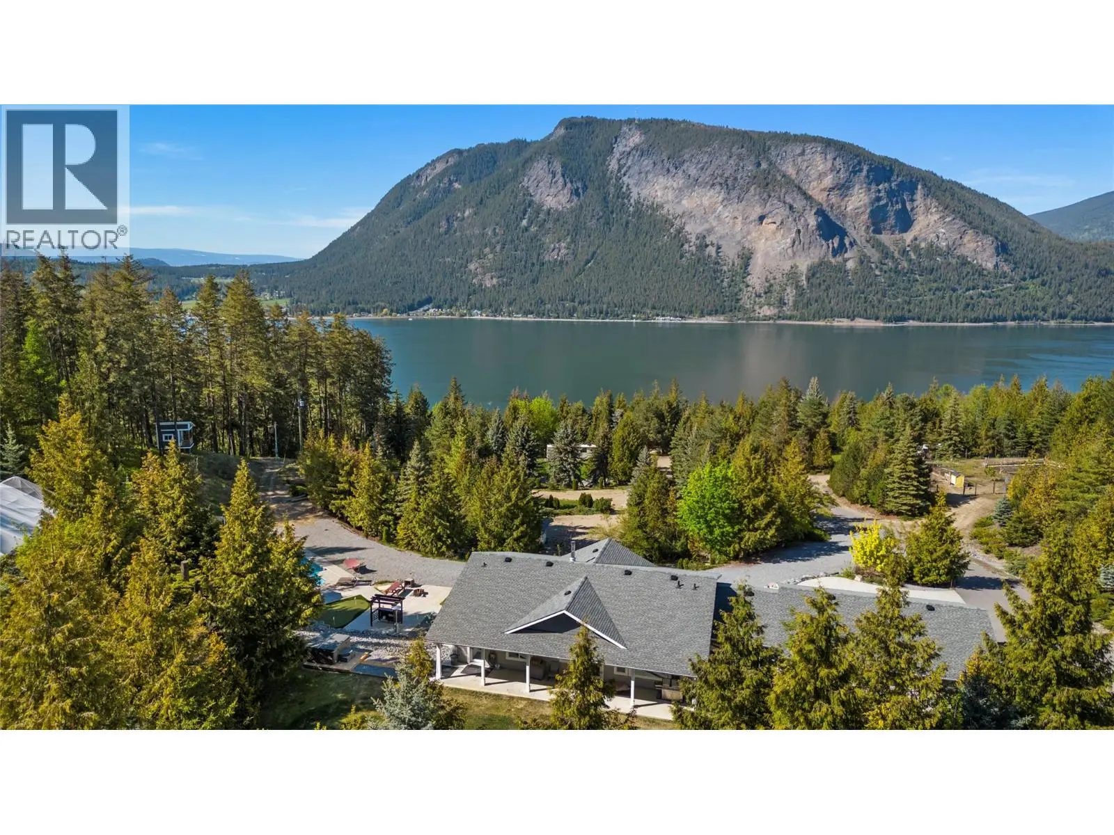 2030 Canoe Beach Drive Ne. Salmon Arm, British Columbia