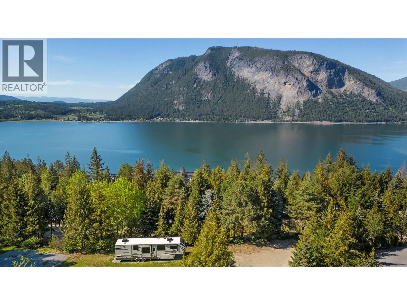 2030 Canoe Beach Drive Ne. Salmon Arm, British Columbia