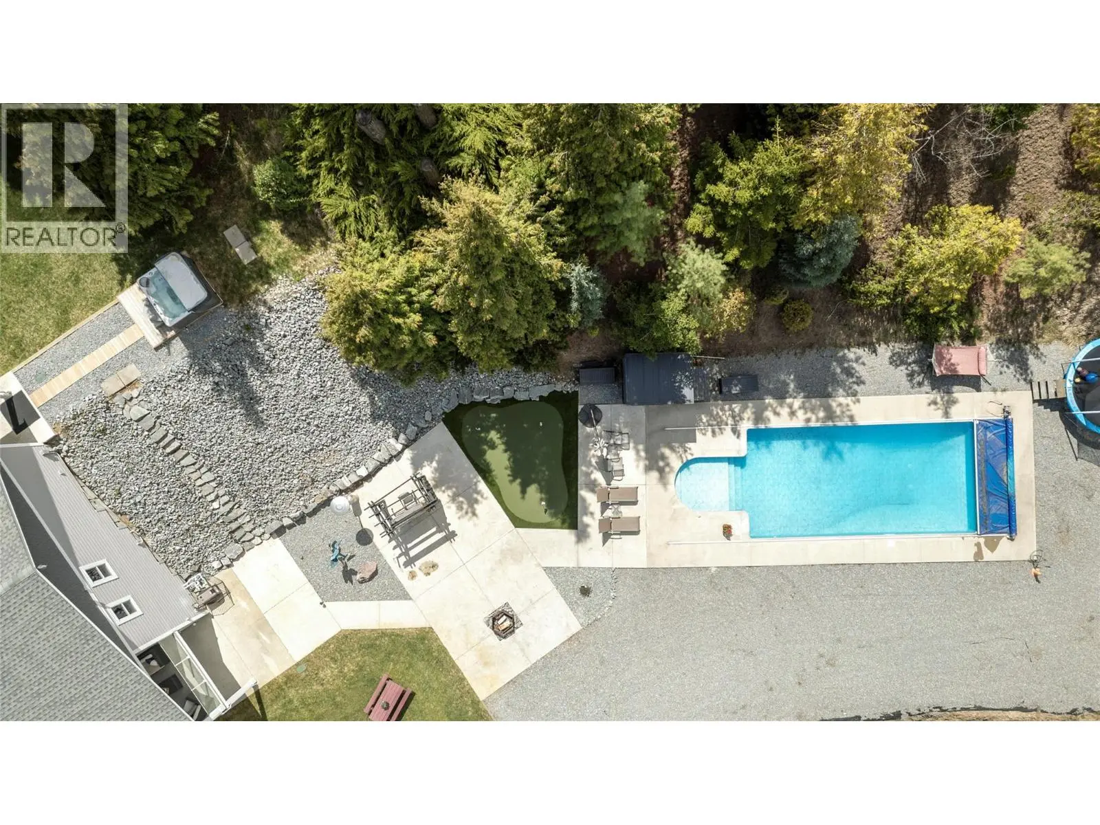 2030 Canoe Beach Drive Ne. Salmon Arm, British Columbia