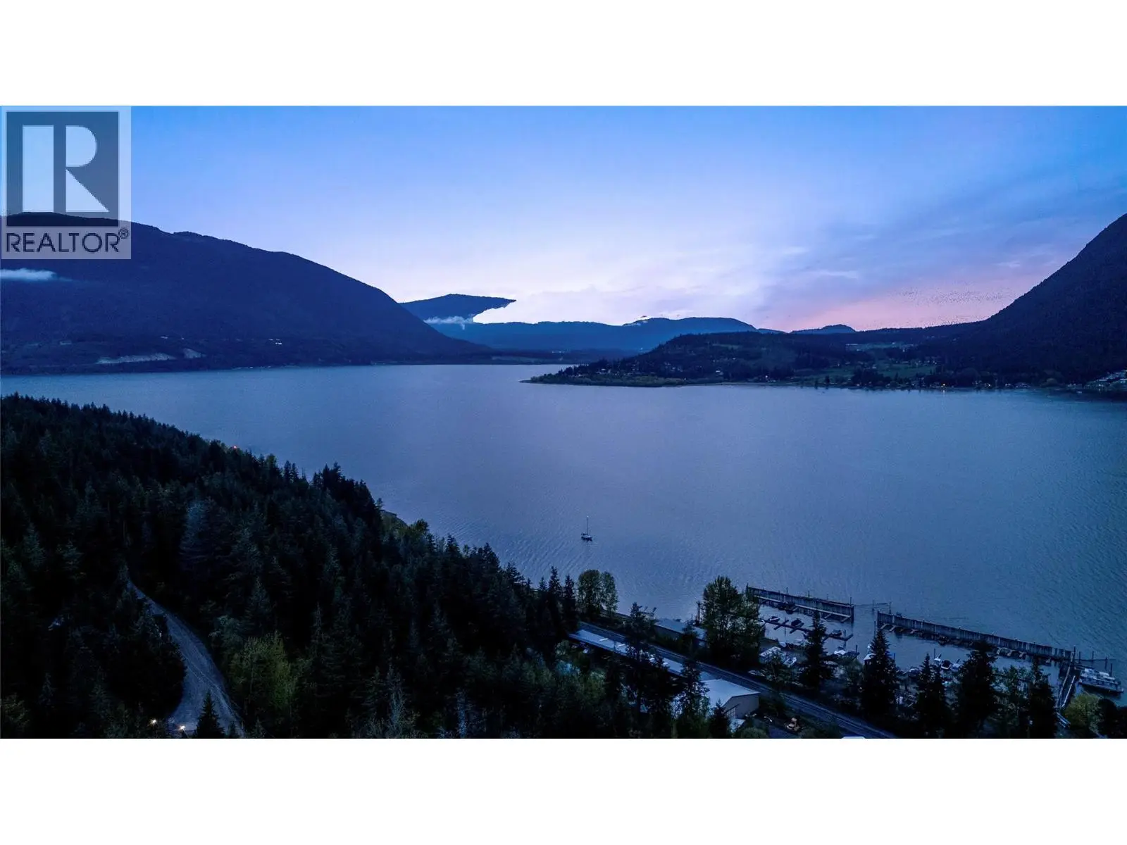 2030 Canoe Beach Drive Ne. Salmon Arm, British Columbia