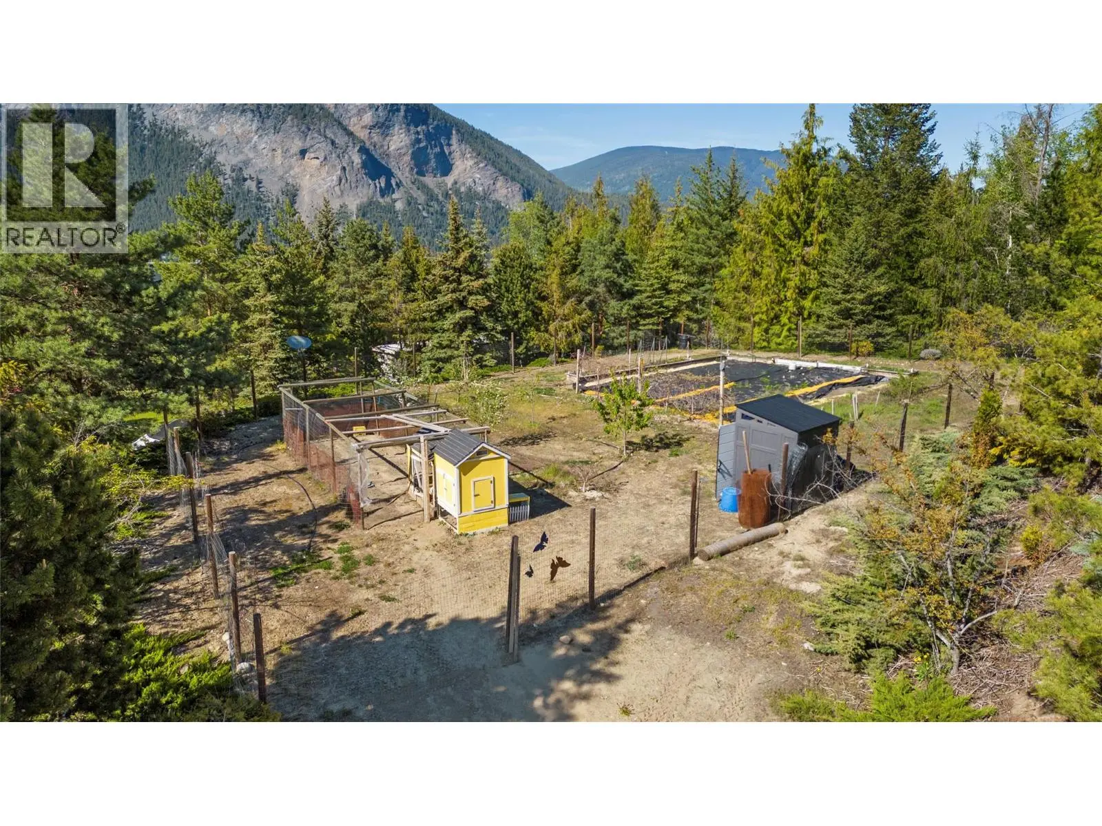 2030 Canoe Beach Drive Ne. Salmon Arm, British Columbia